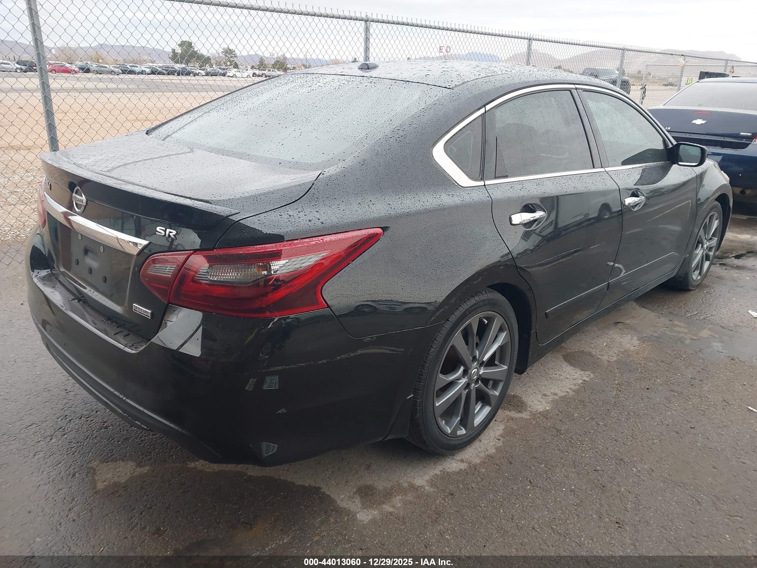 NISSAN ALTIMA image 4