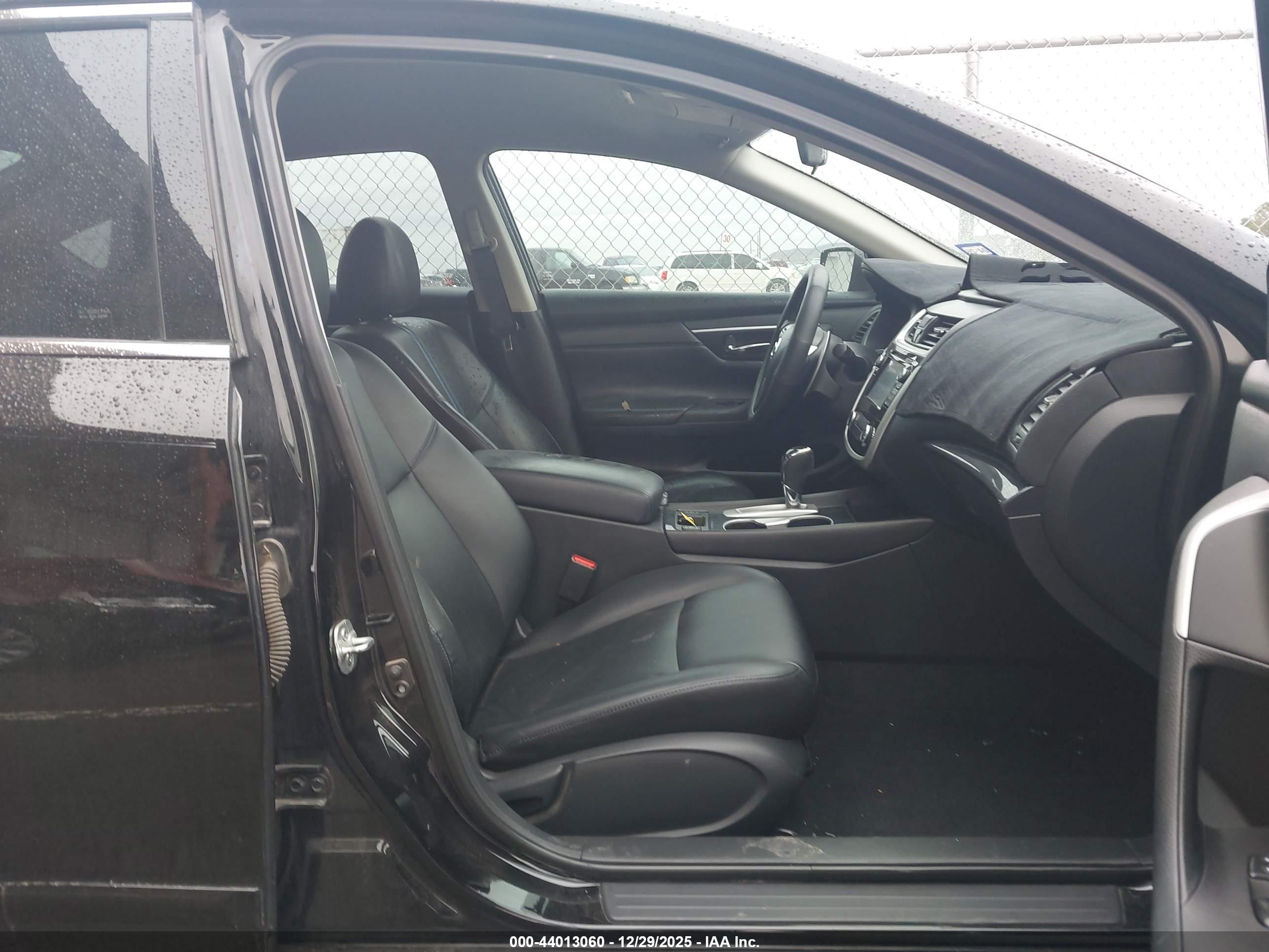 NISSAN ALTIMA image 5