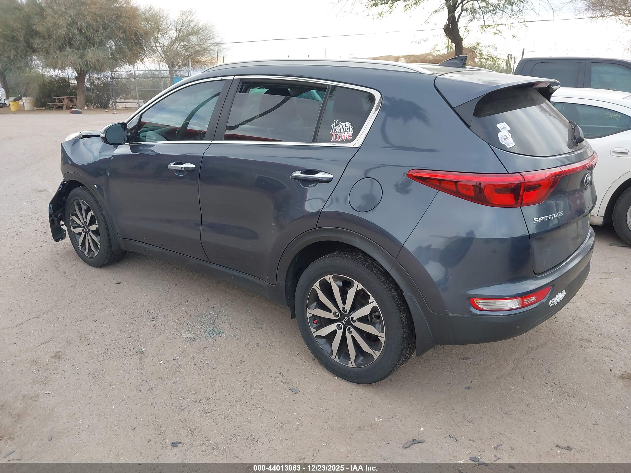 KIA SPORTAGE image 3