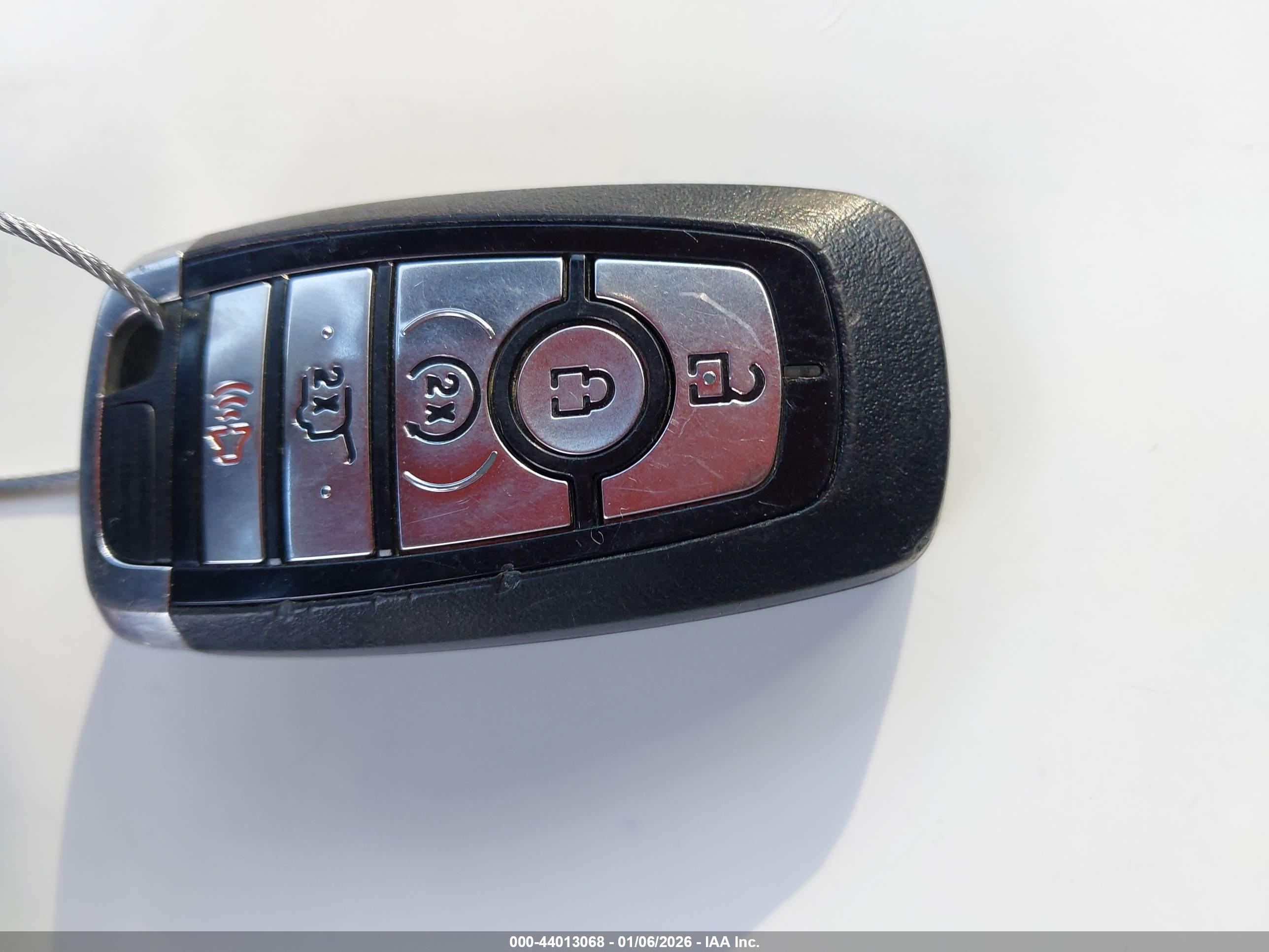 FORD EXPLORER image 11