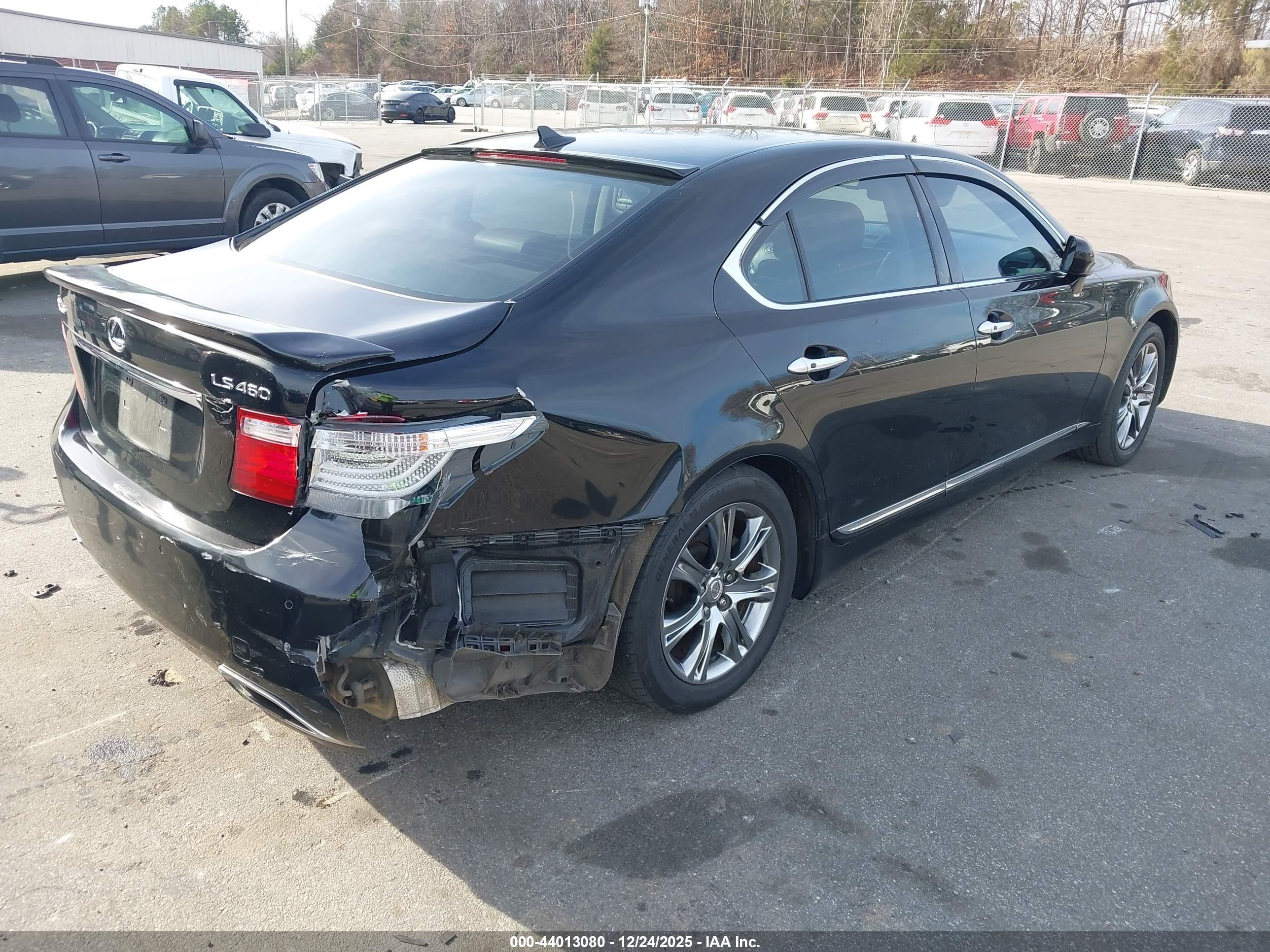 LEXUS LS image 4