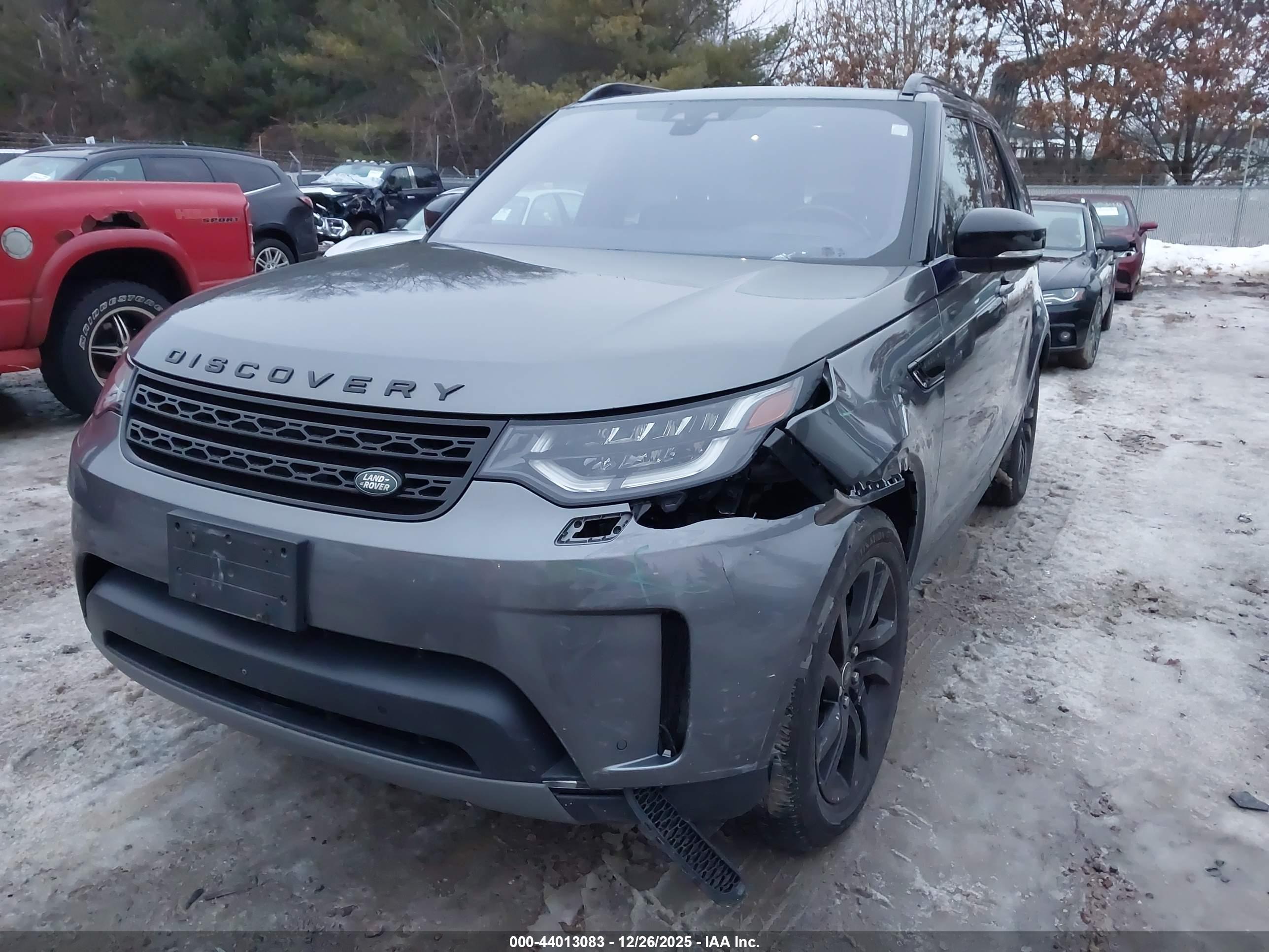 LAND ROVER image 2