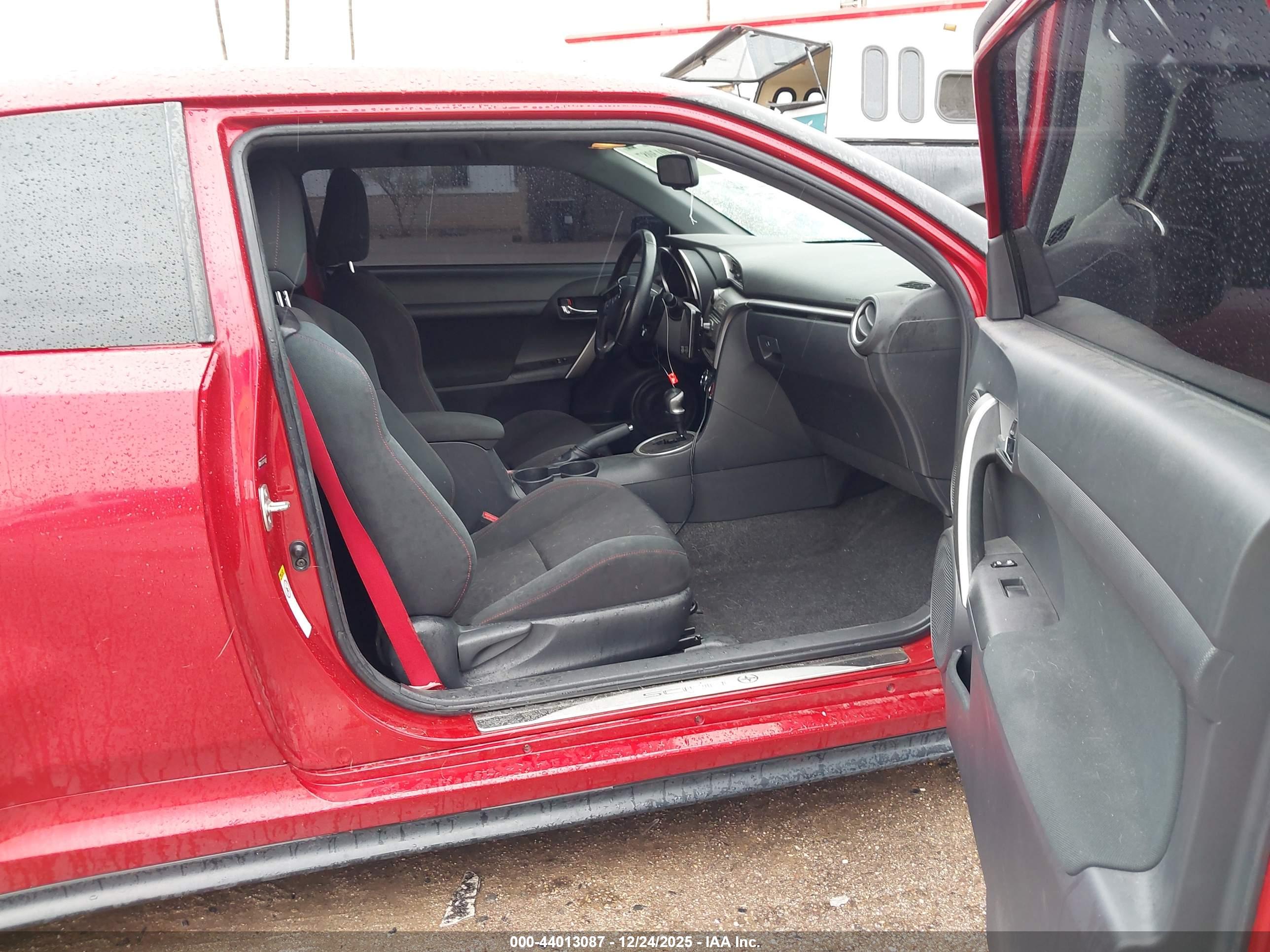 SCION TC image 5