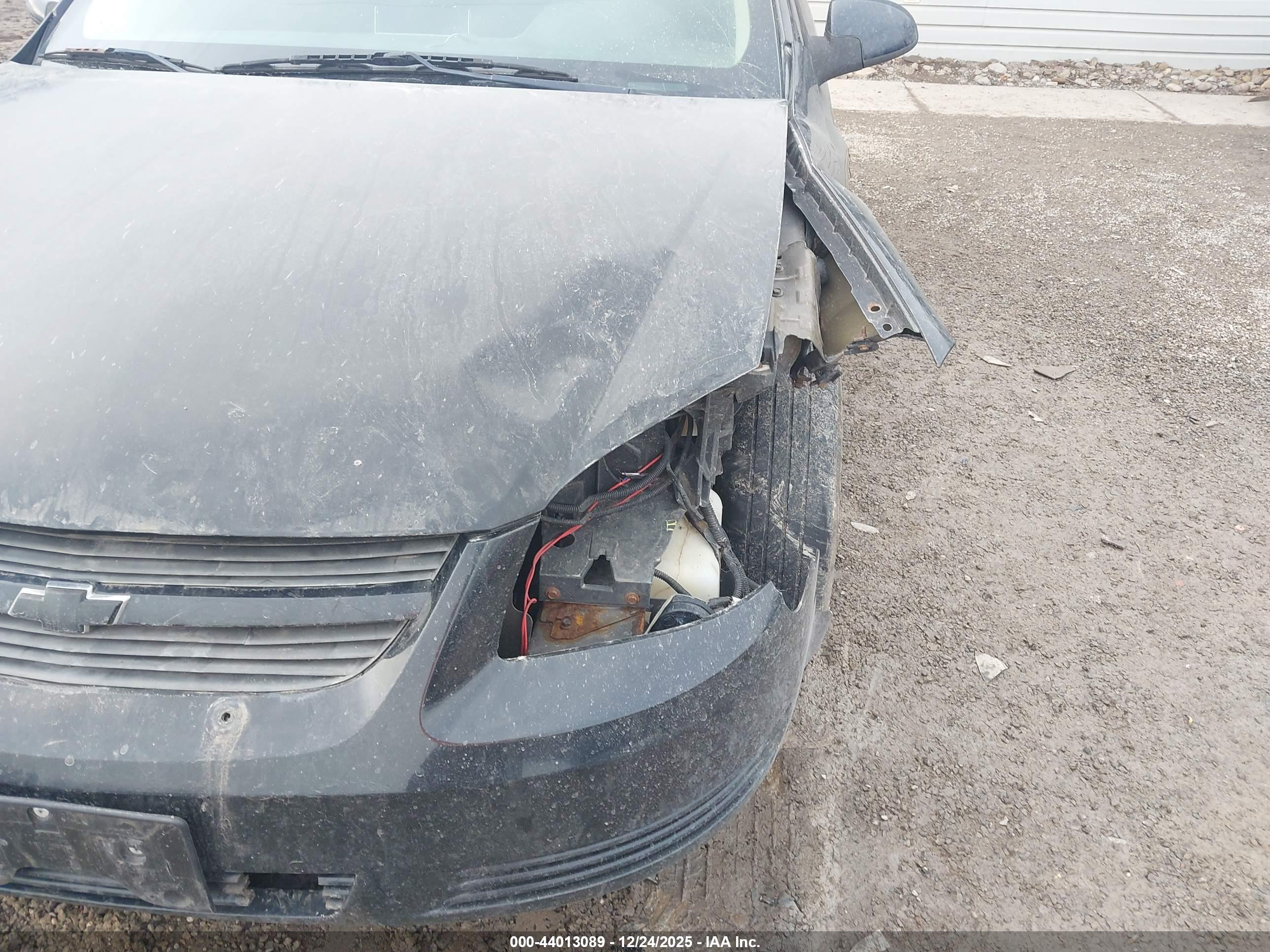 CHEVROLET COBALT image 6