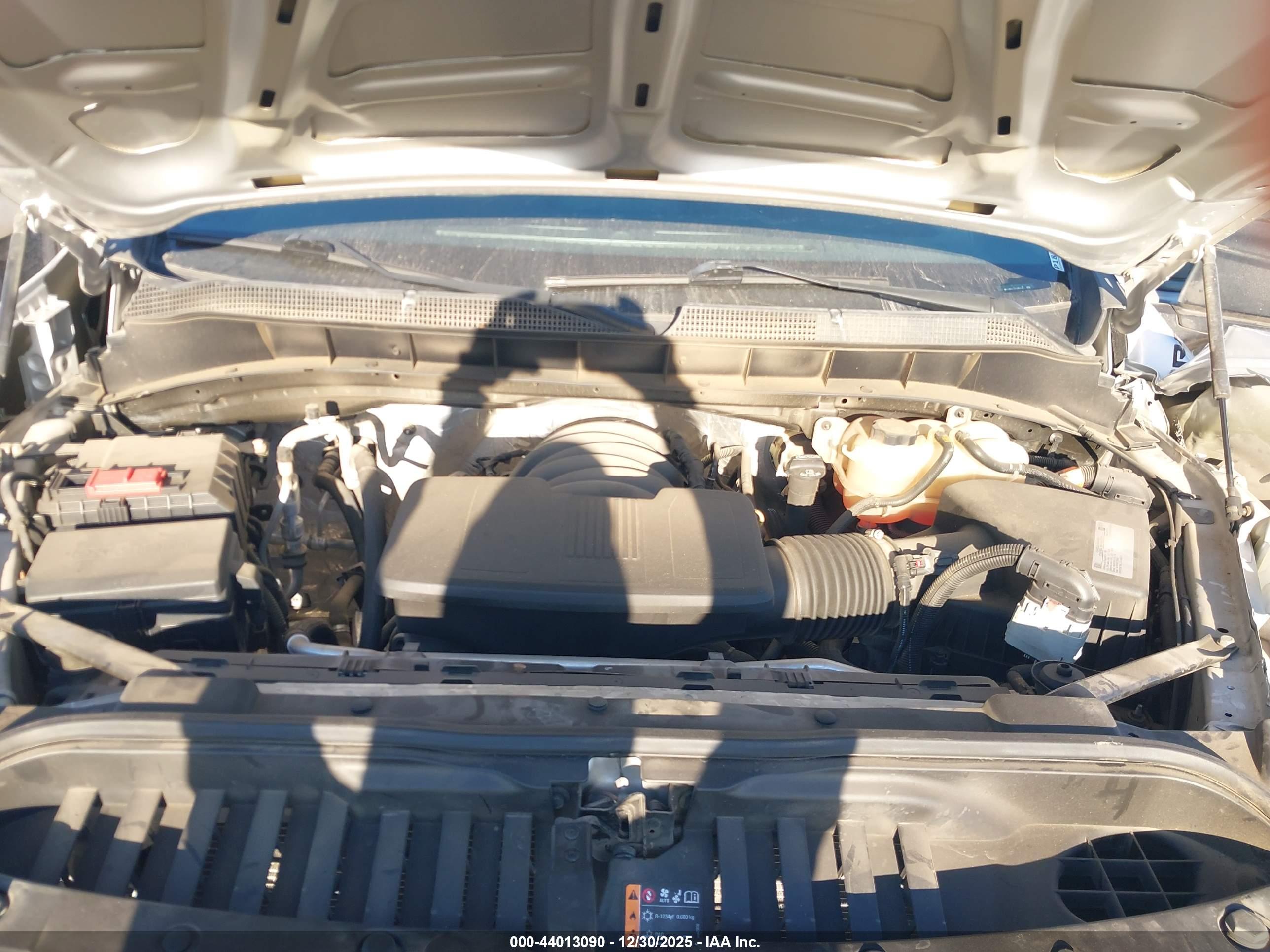 CHEVROLET SILVERADO image 10