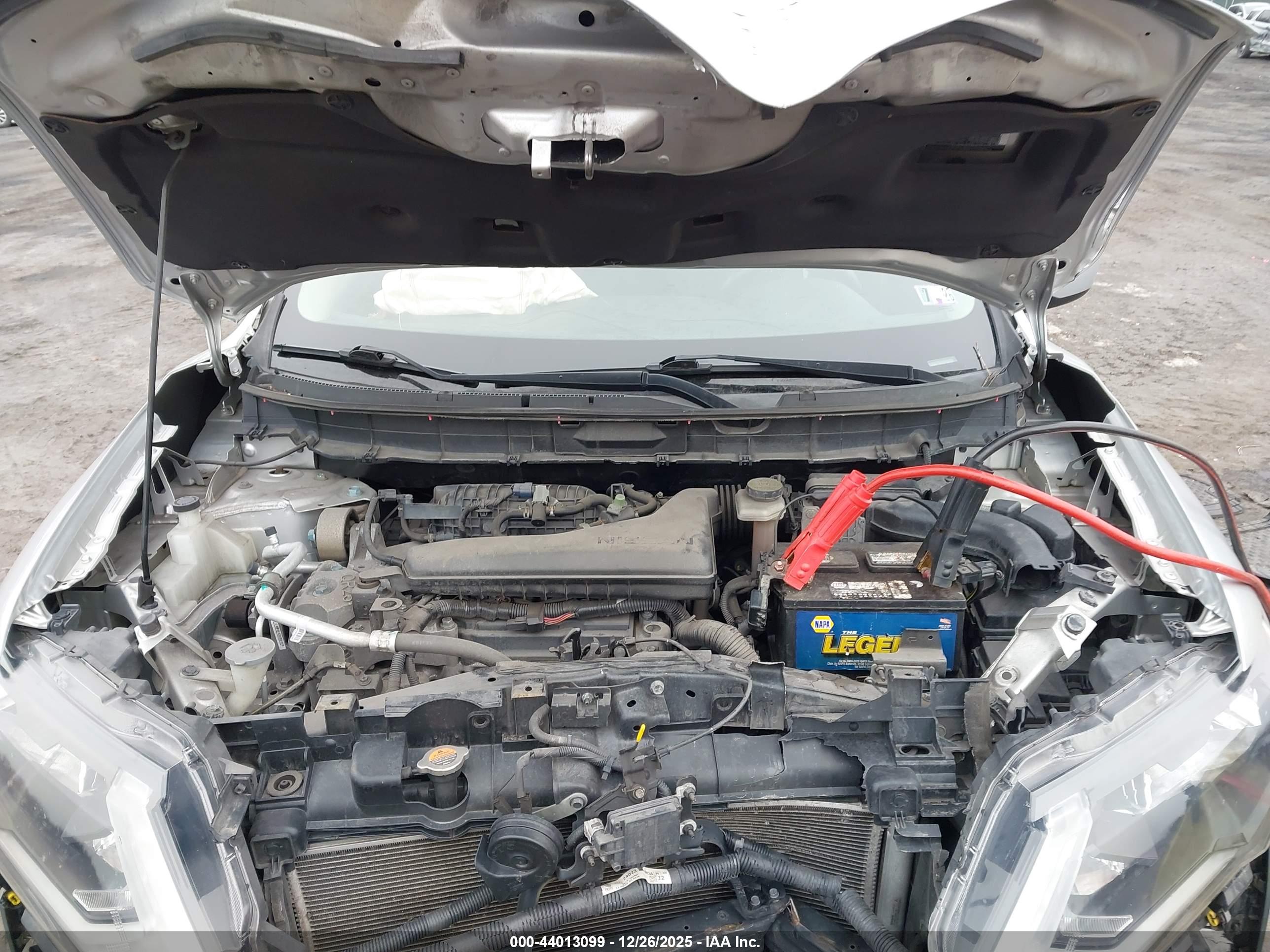 NISSAN ROGUE image 10