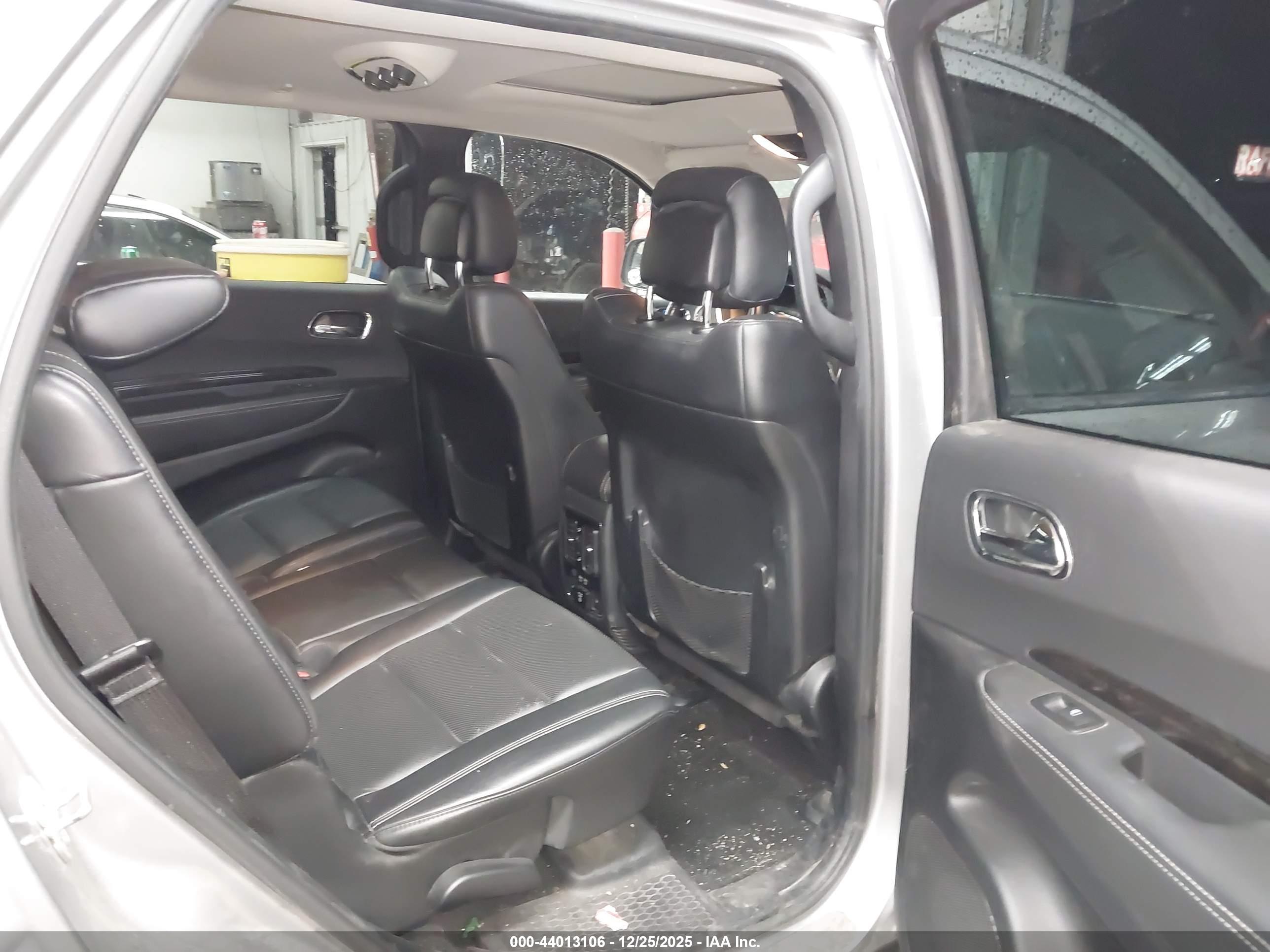 DODGE DURANGO image 8