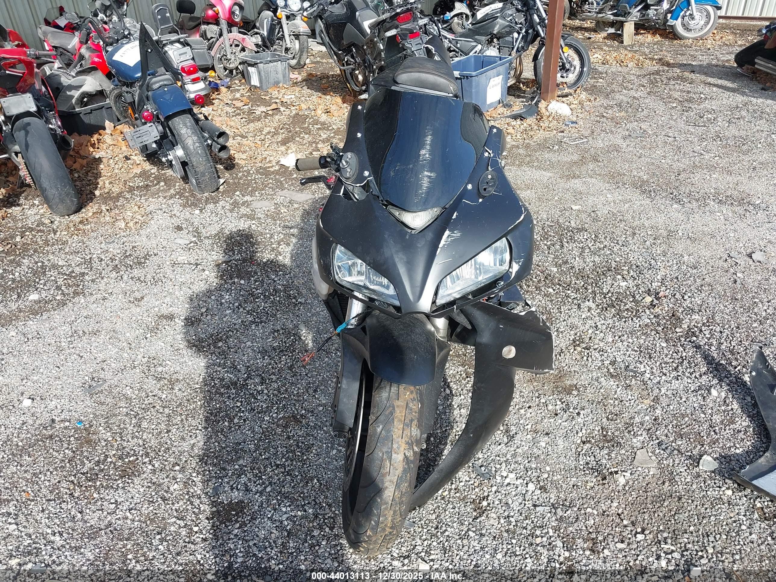 HONDA CBR1000 image 5