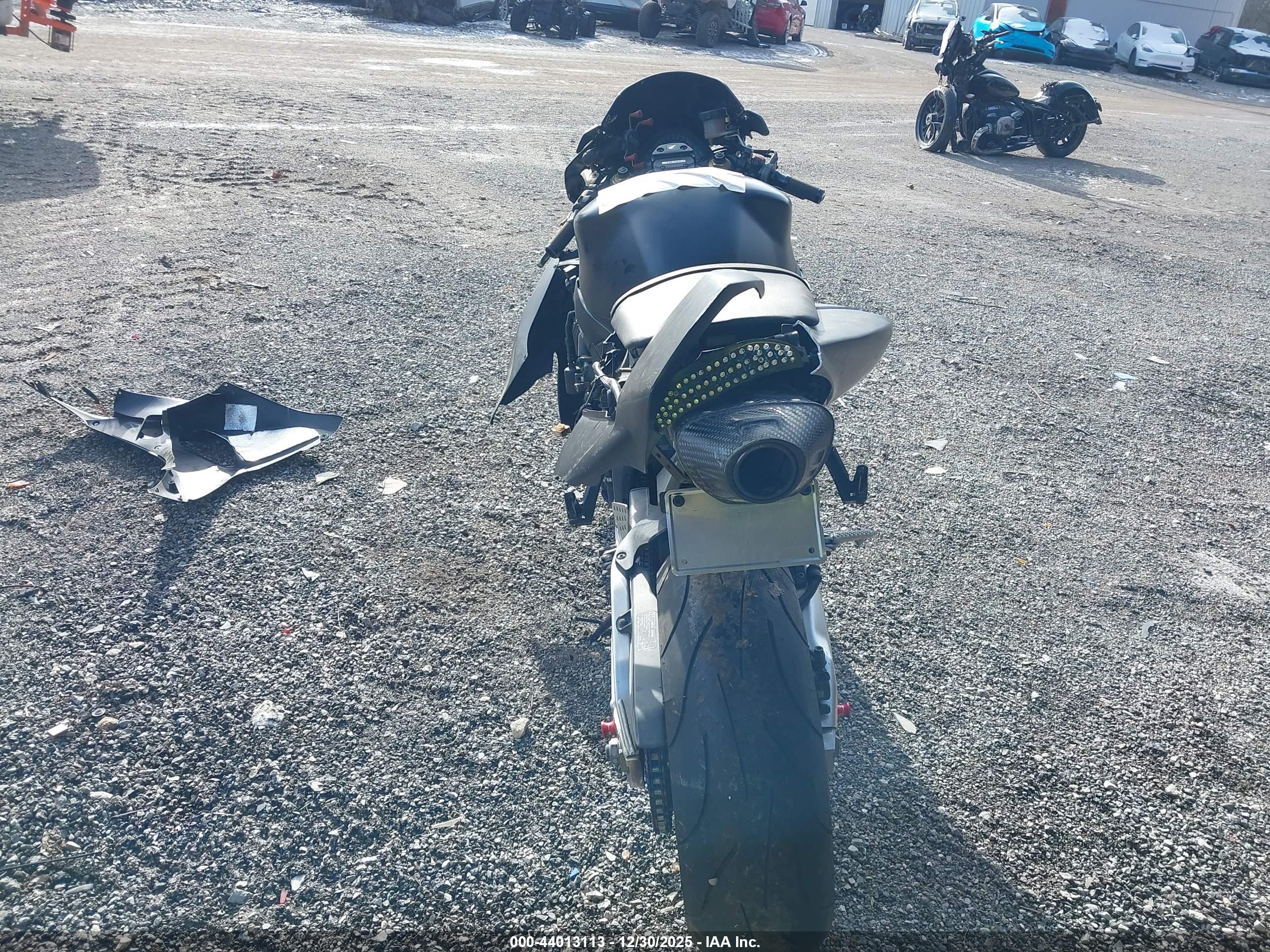 HONDA CBR1000 image 6