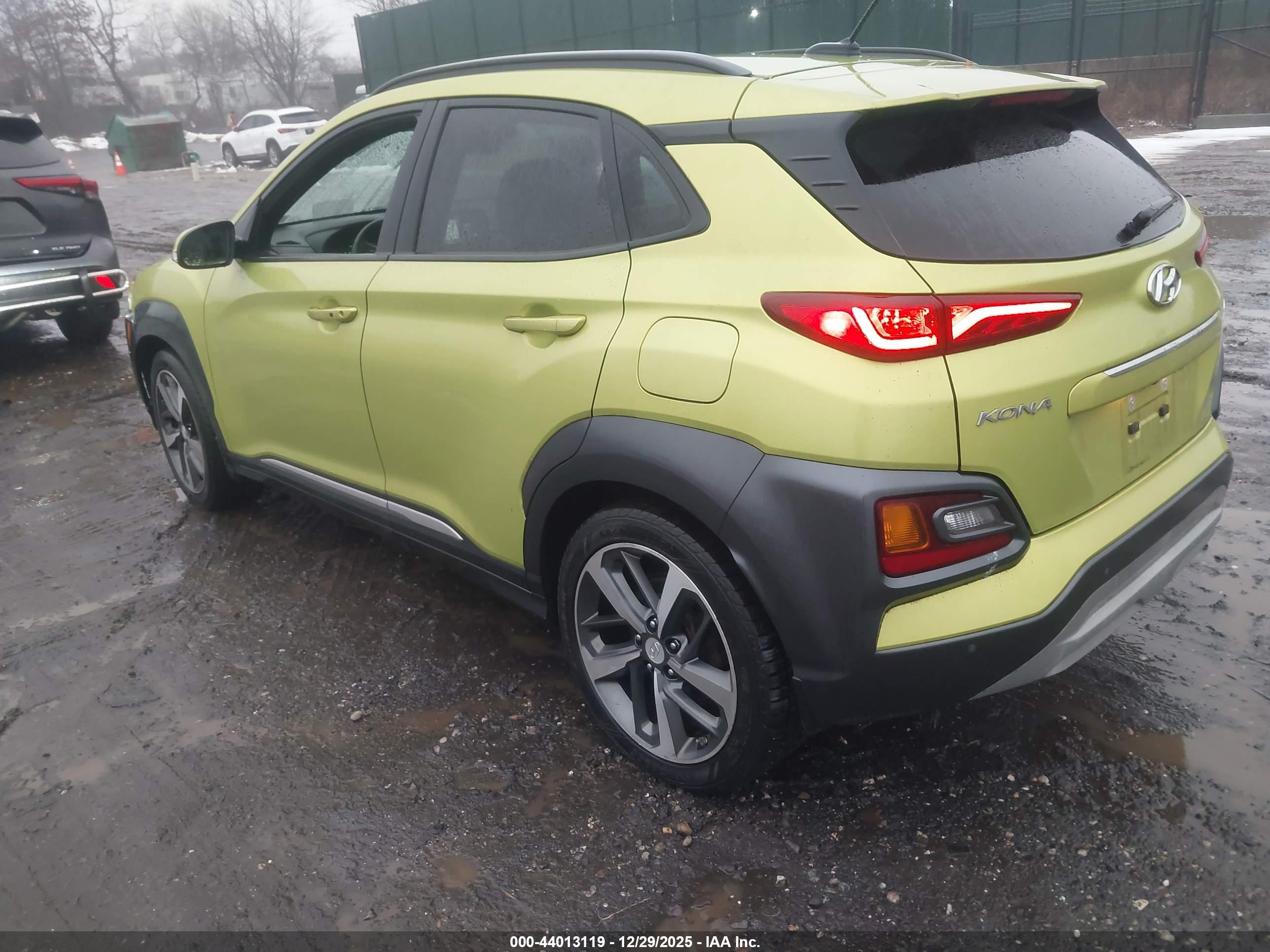 HYUNDAI KONA image 3