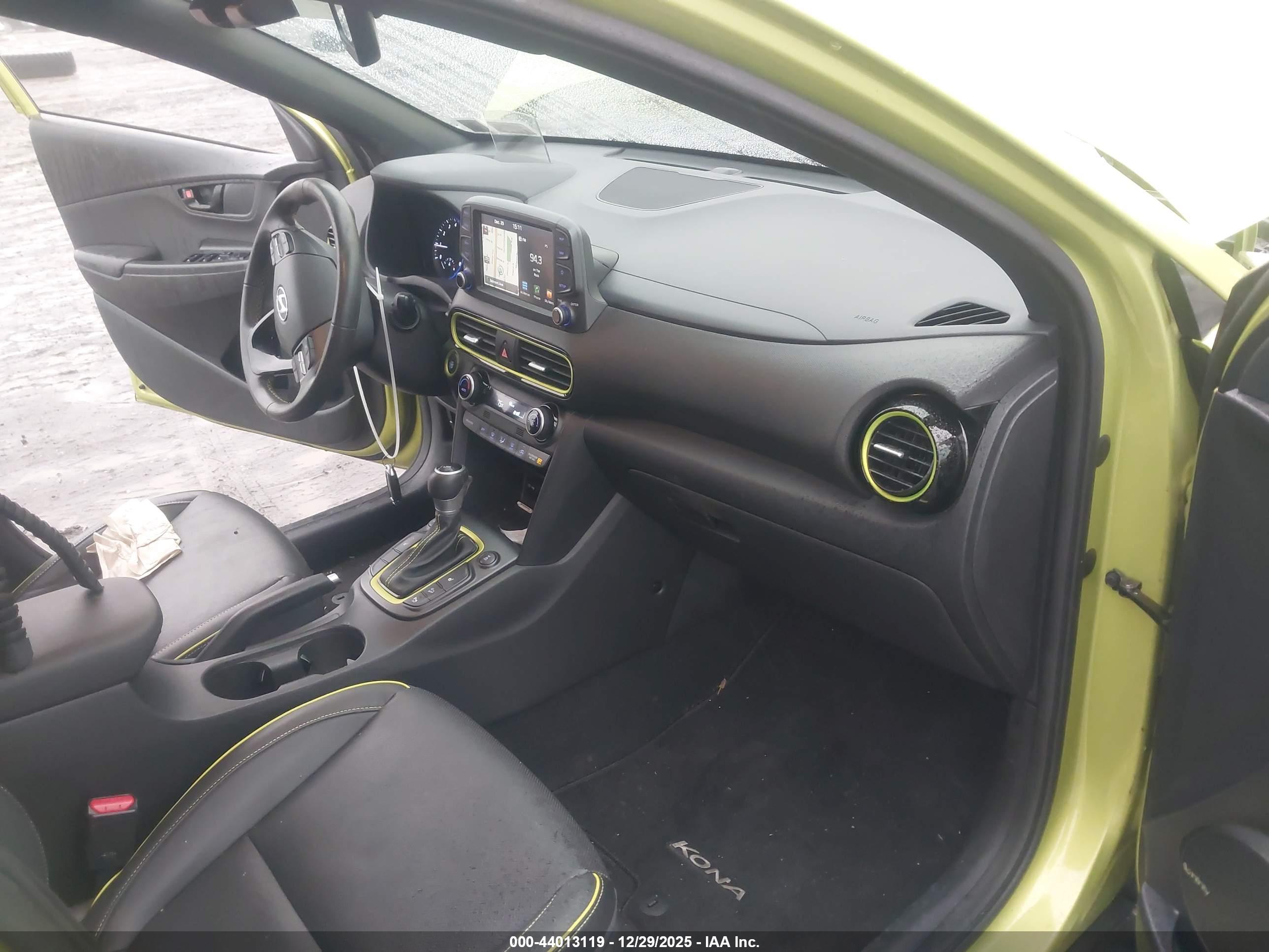 HYUNDAI KONA image 5