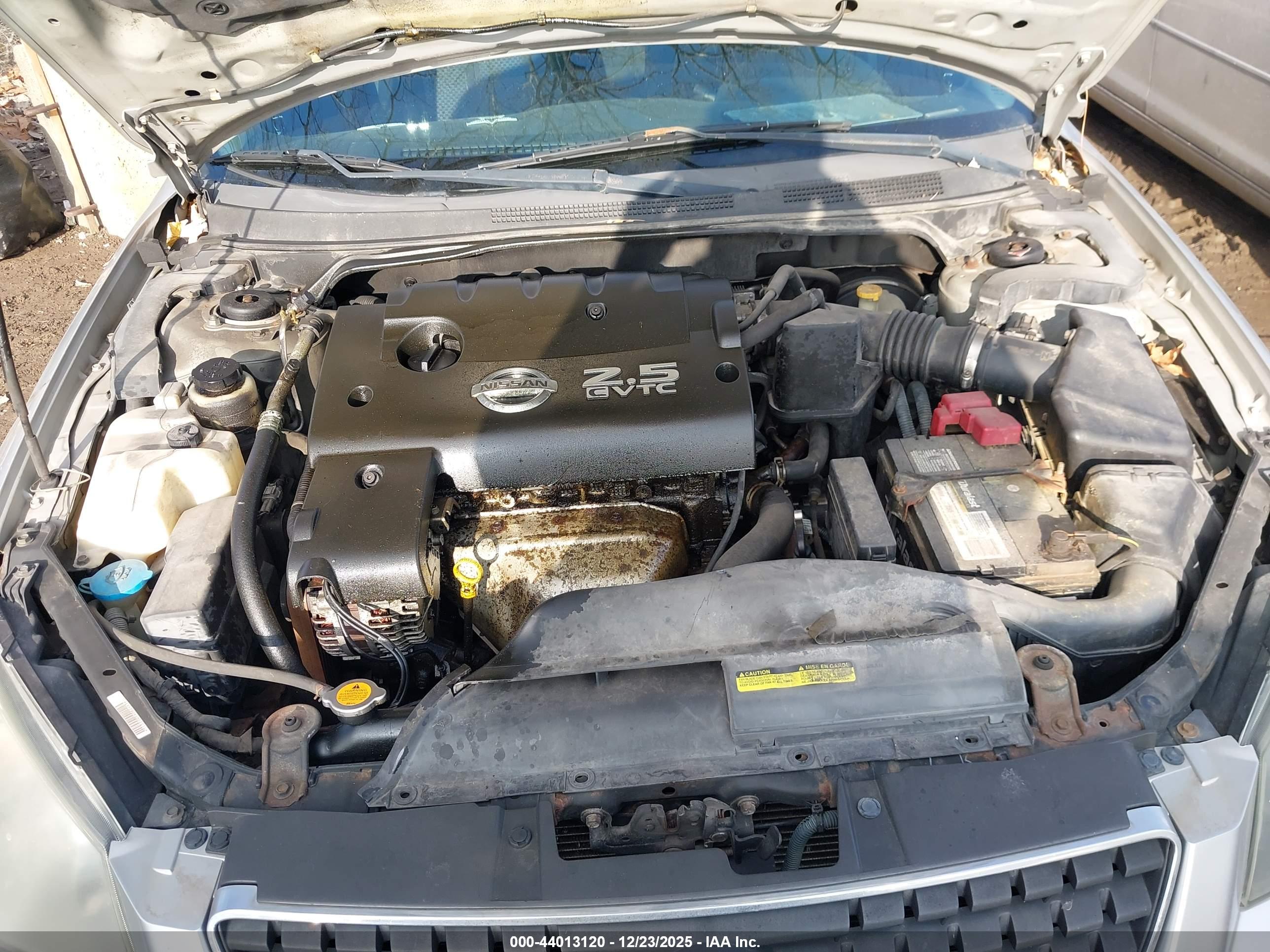 NISSAN ALTIMA image 10