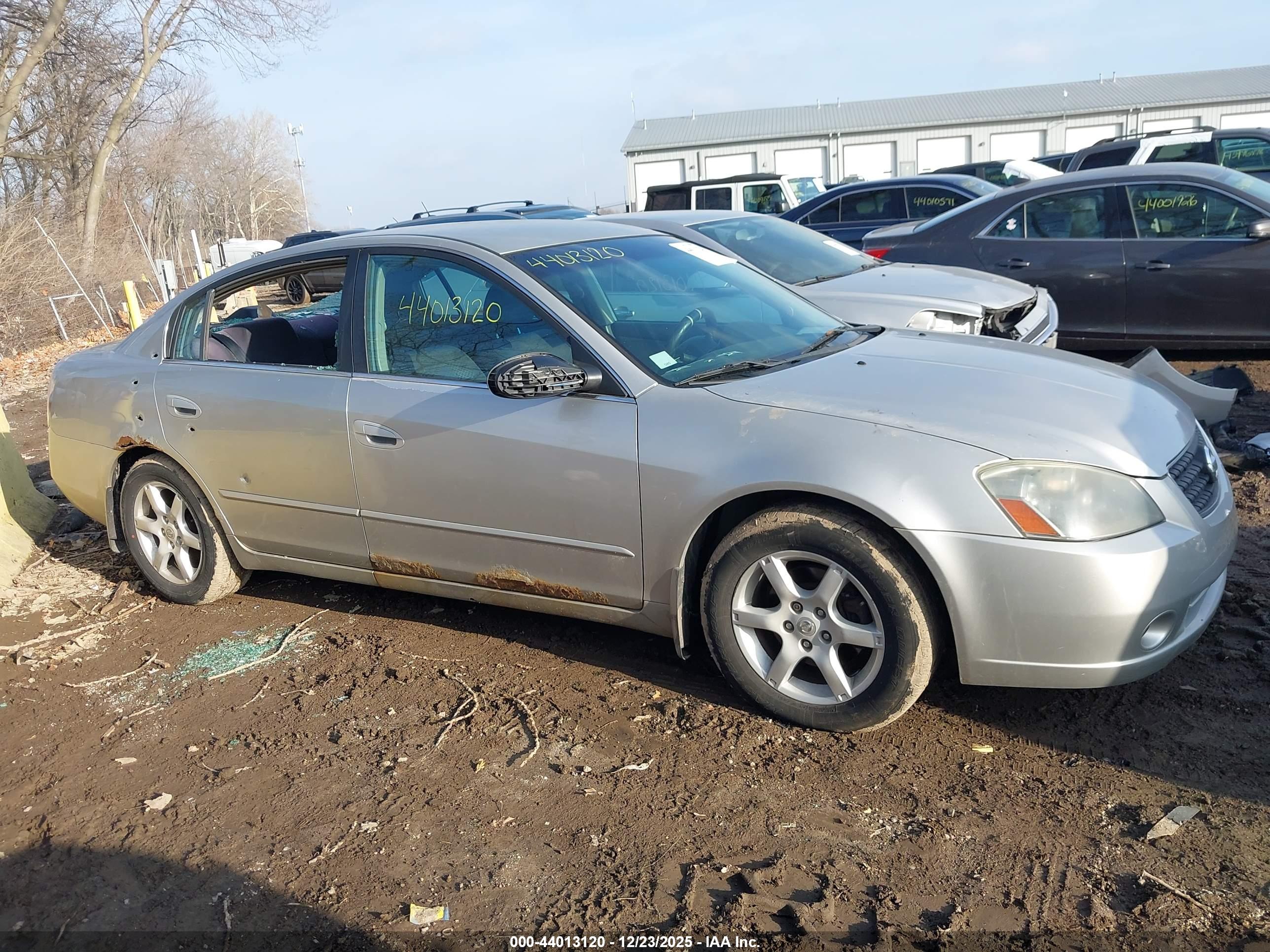 NISSAN ALTIMA image 6