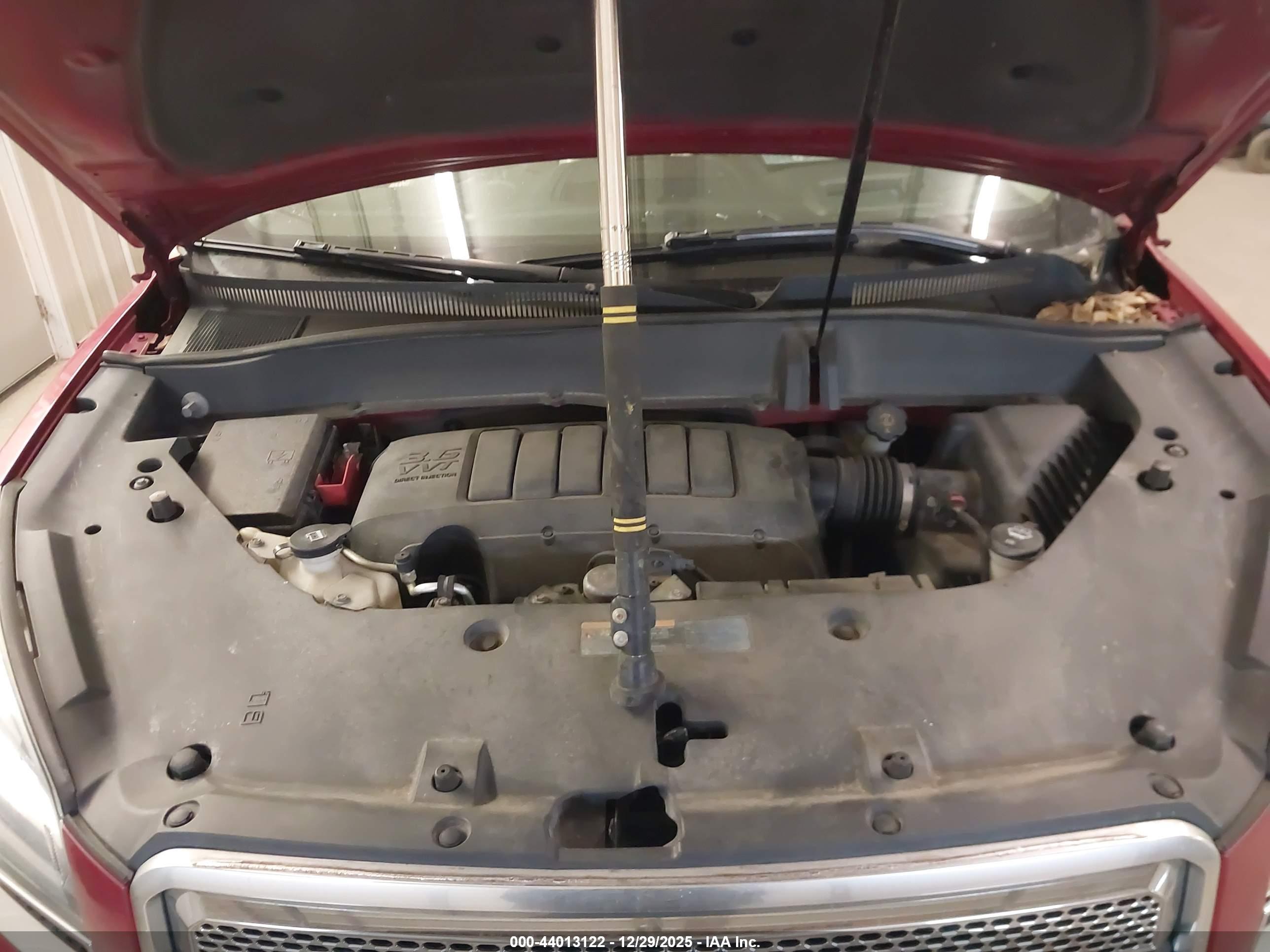 GMC ACADIA image 10