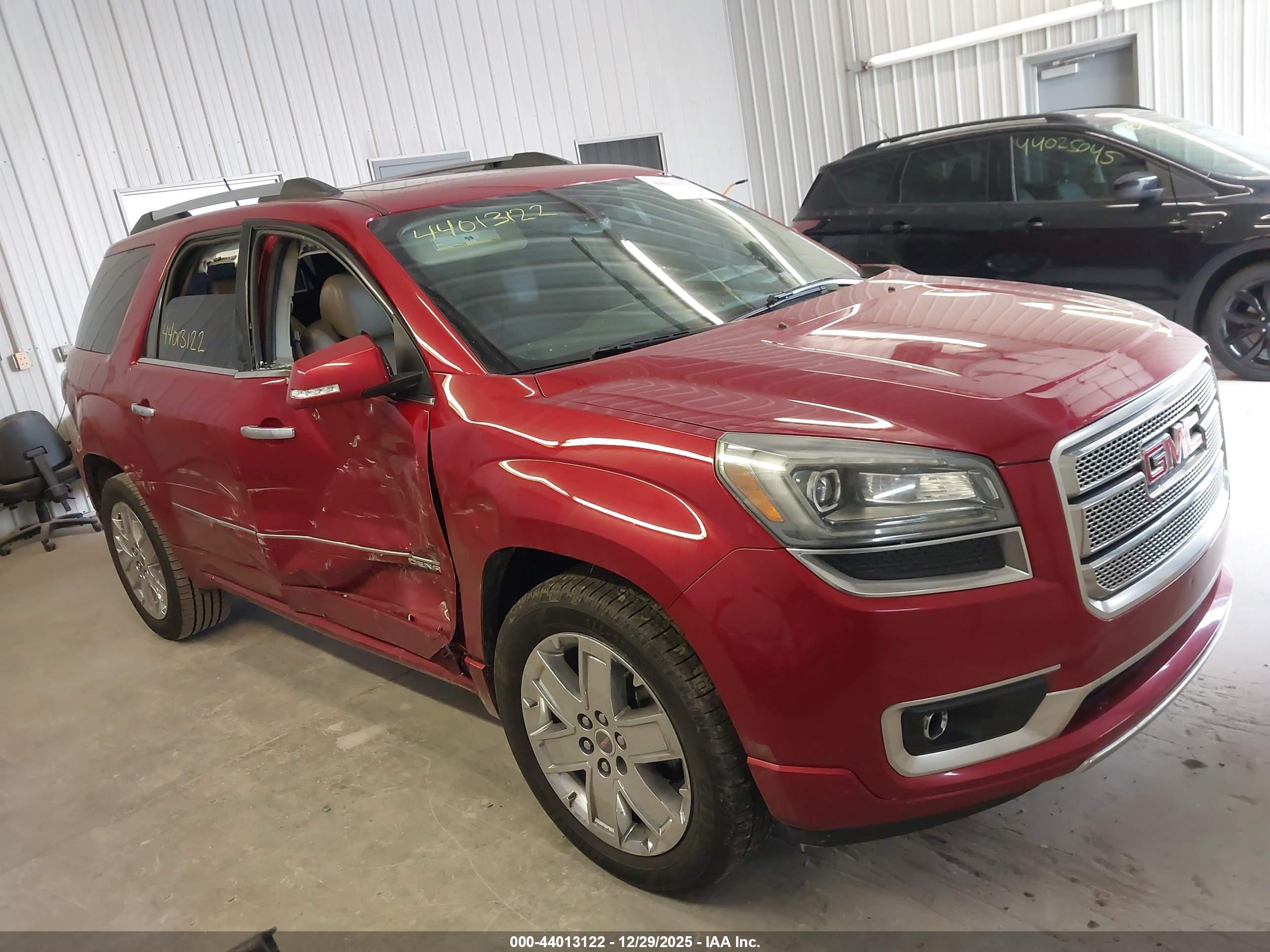 GMC ACADIA image 6