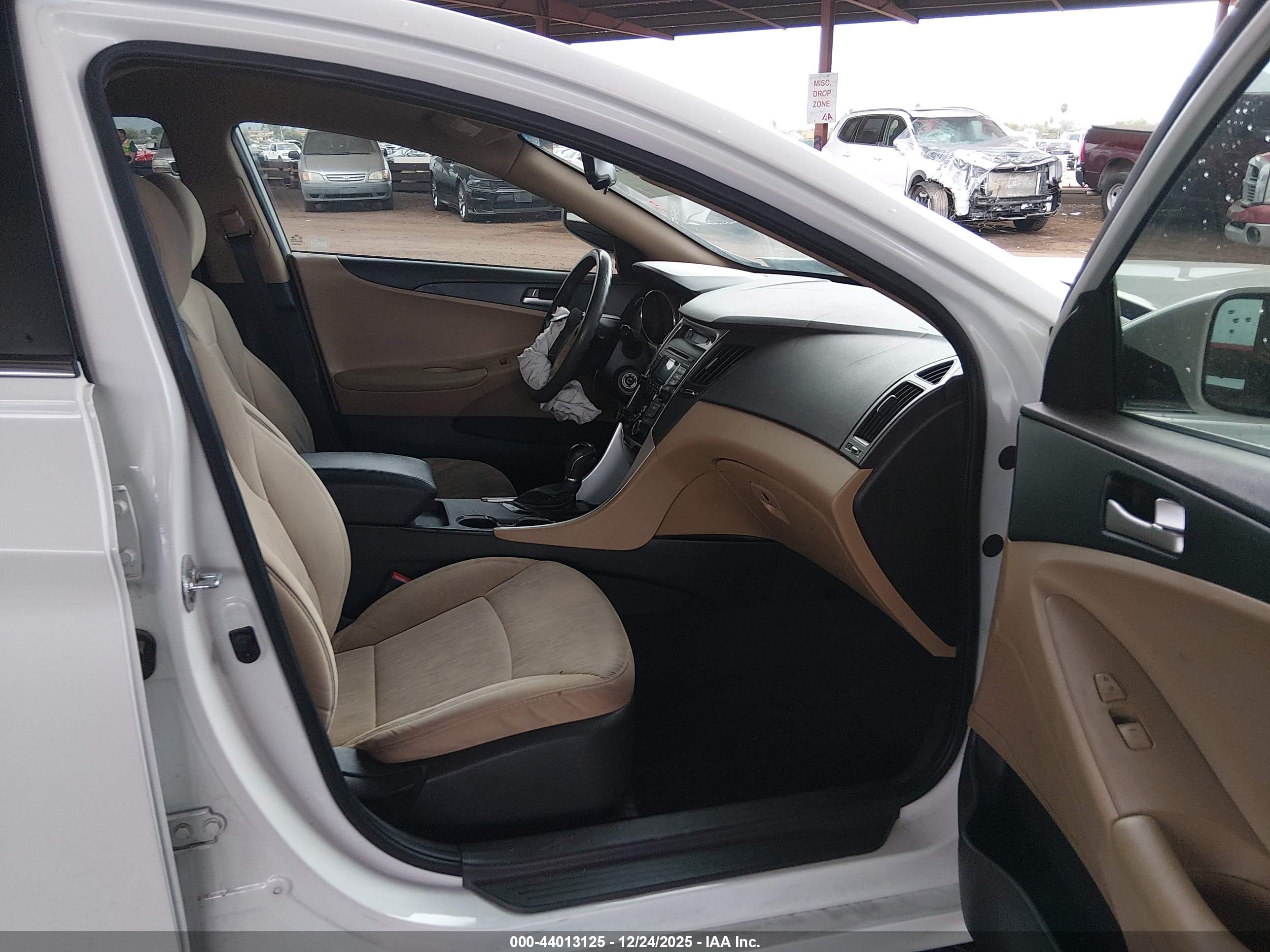 HYUNDAI SONATA image 5