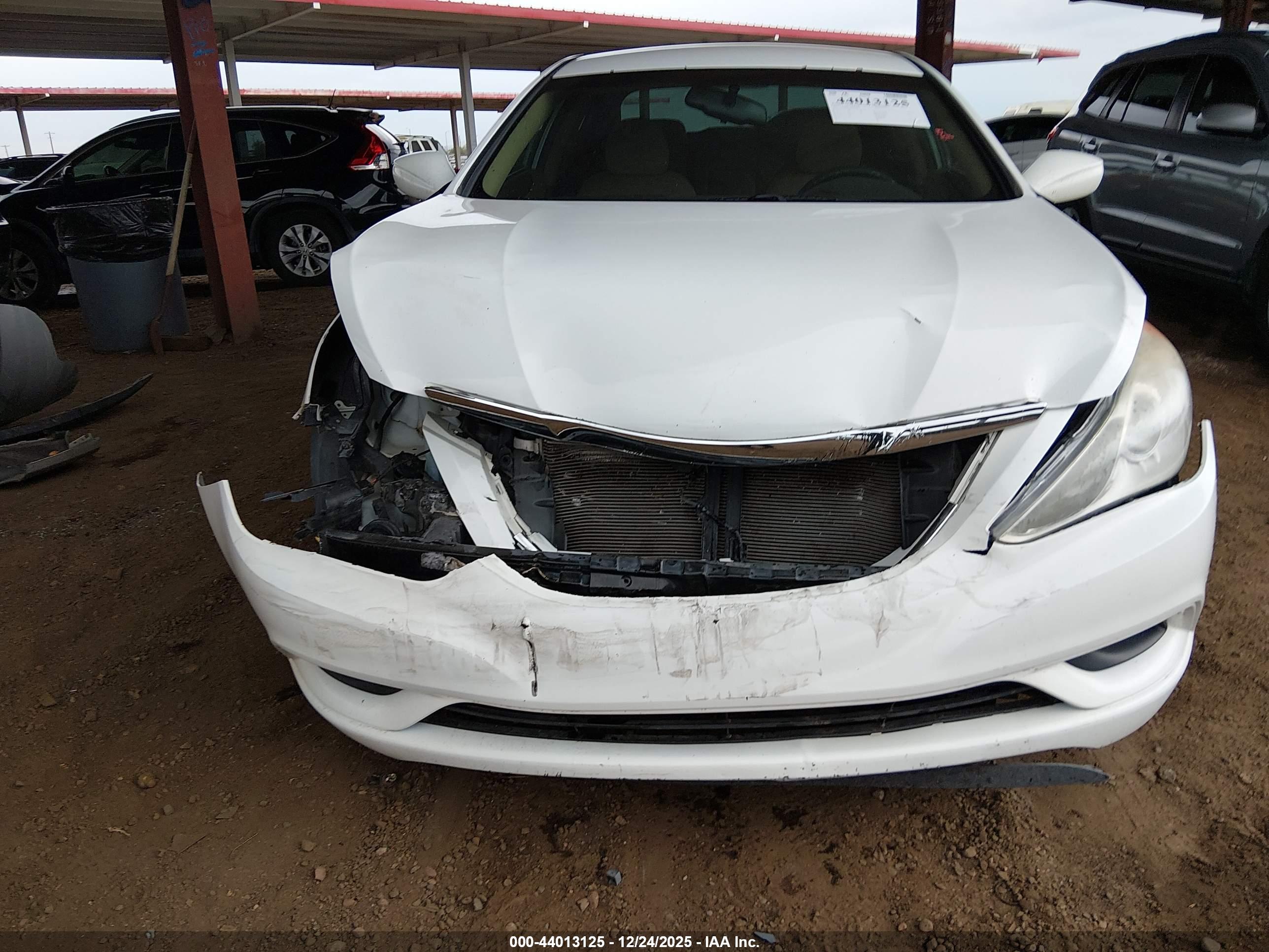 HYUNDAI SONATA image 6