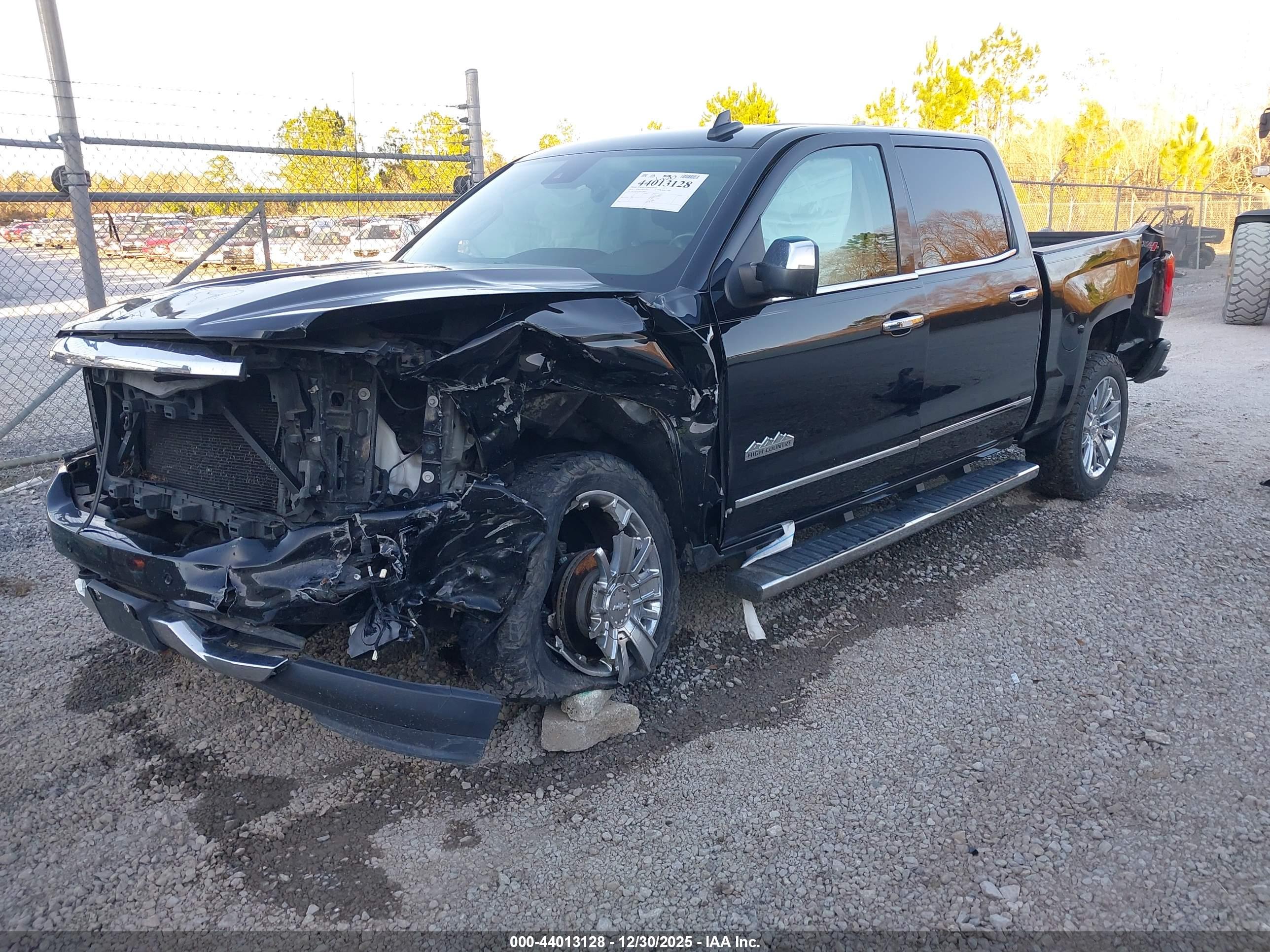 CHEVROLET SILVERADO image 2