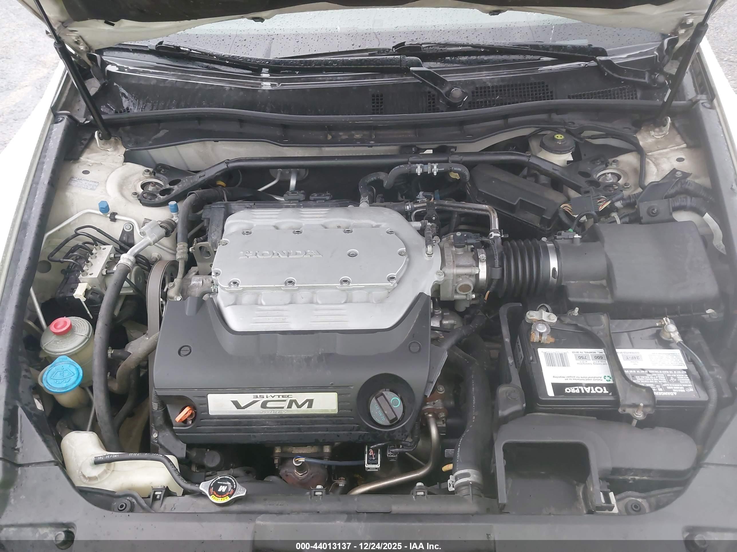 HONDA ACCORD image 10