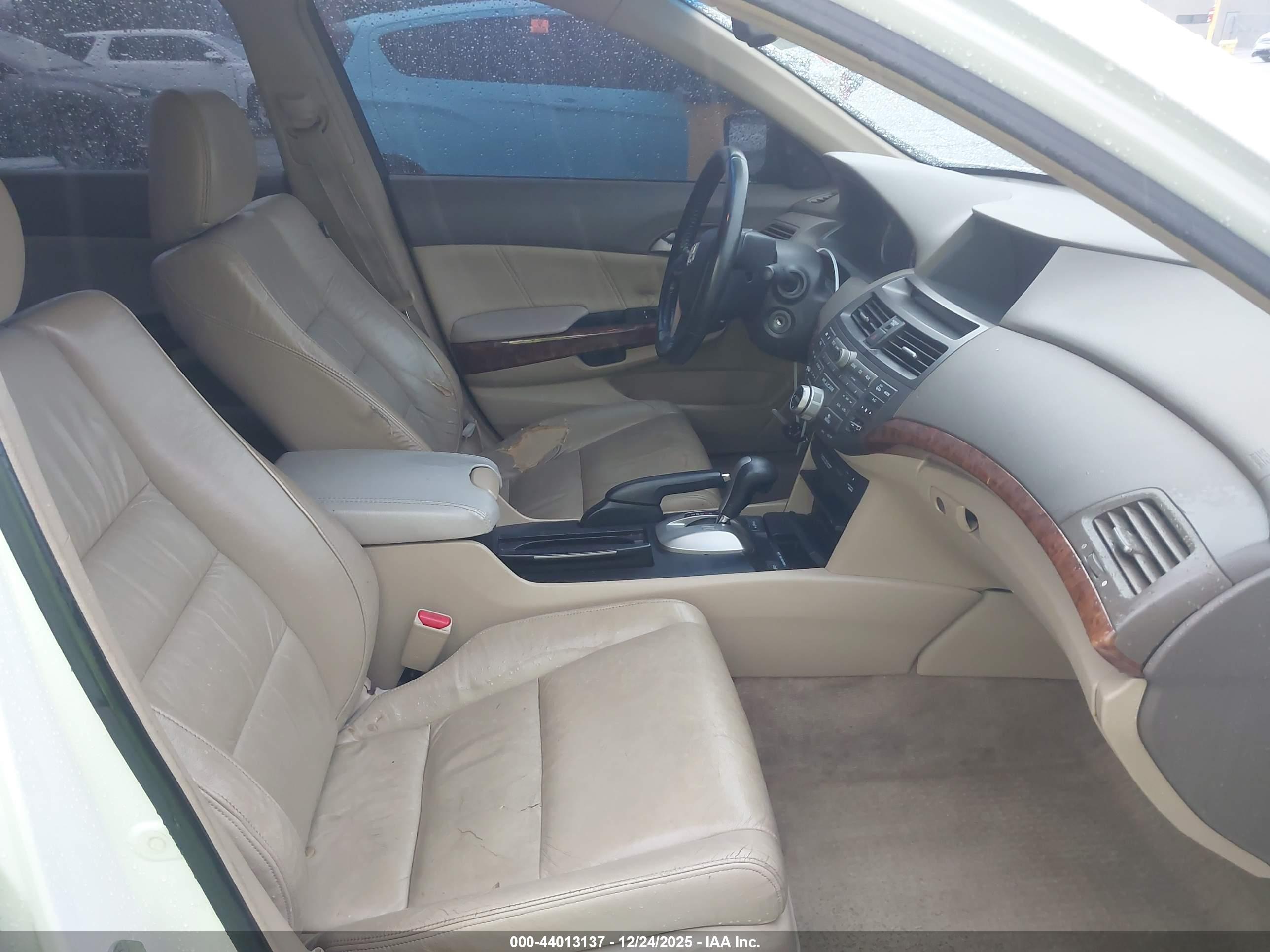 HONDA ACCORD image 5