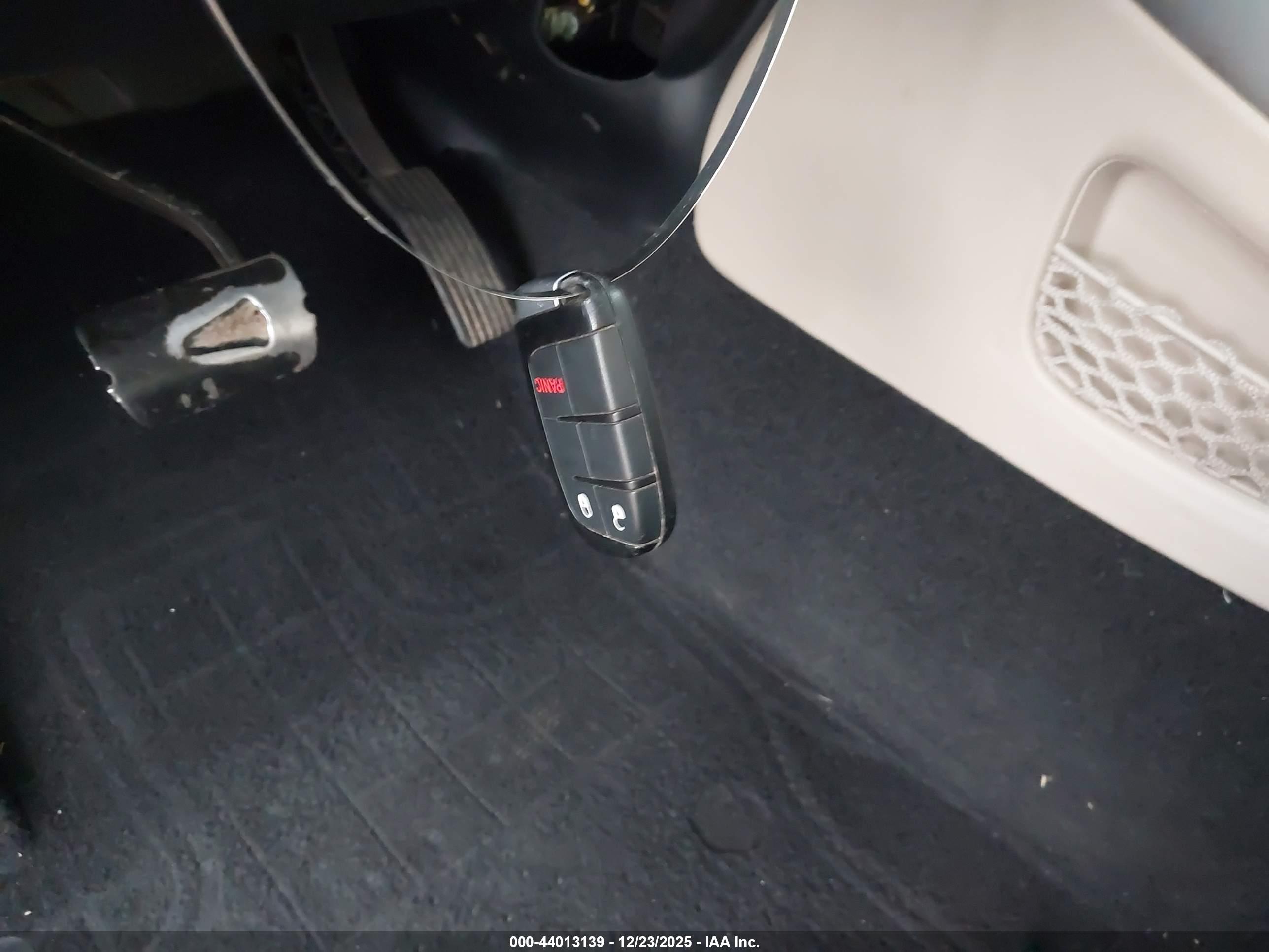 DODGE JOURNEY image 11