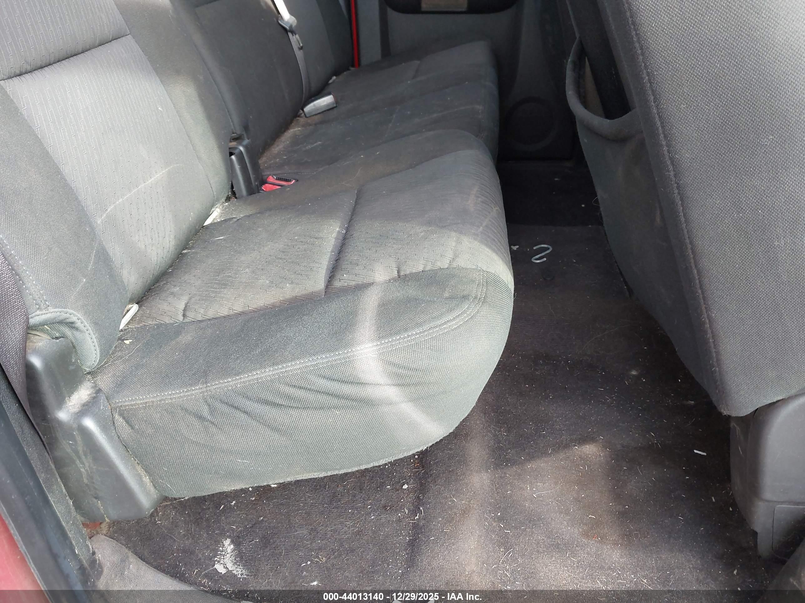 CHEVROLET SILVERADO image 8