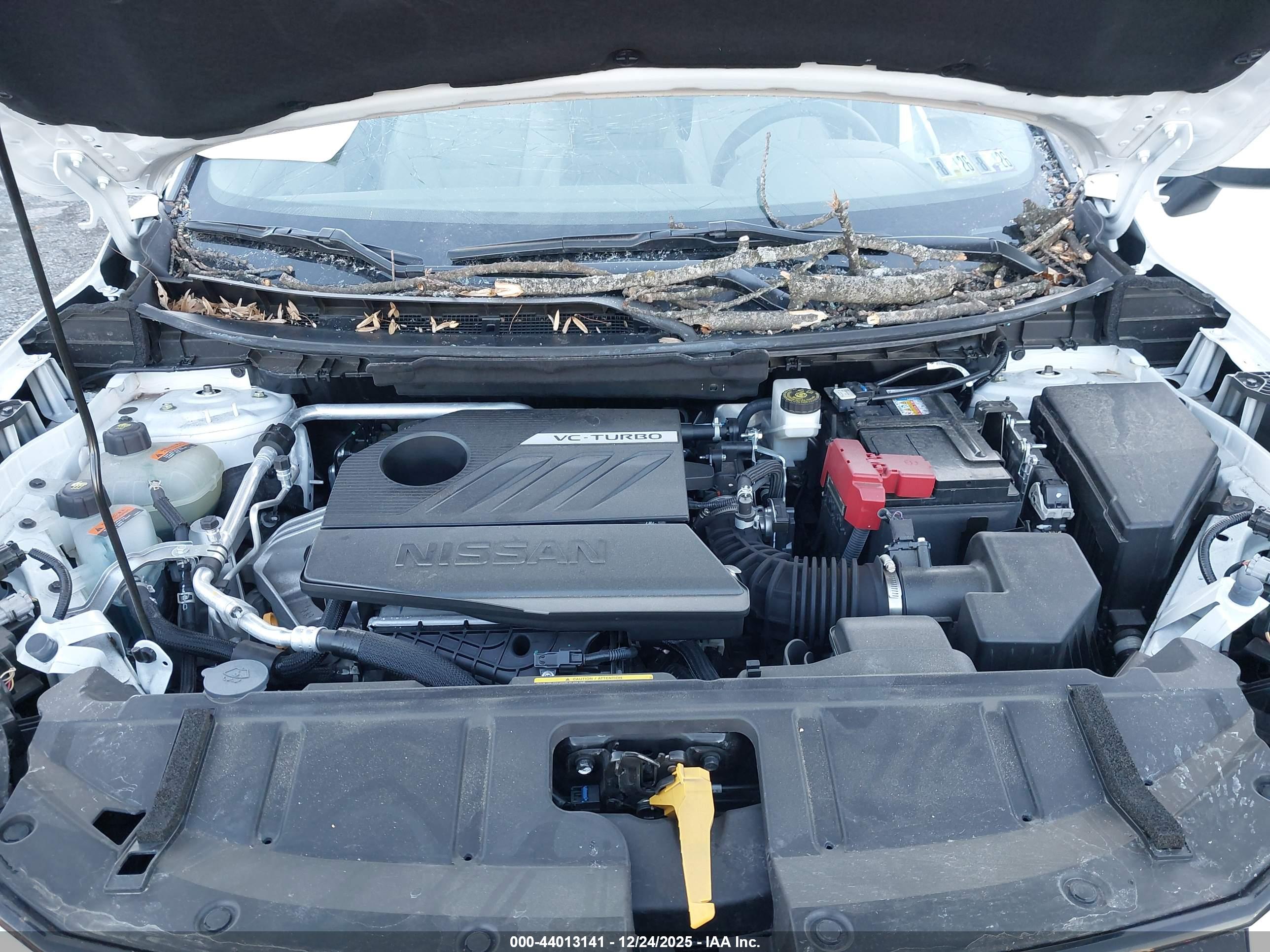 NISSAN ROGUE image 10