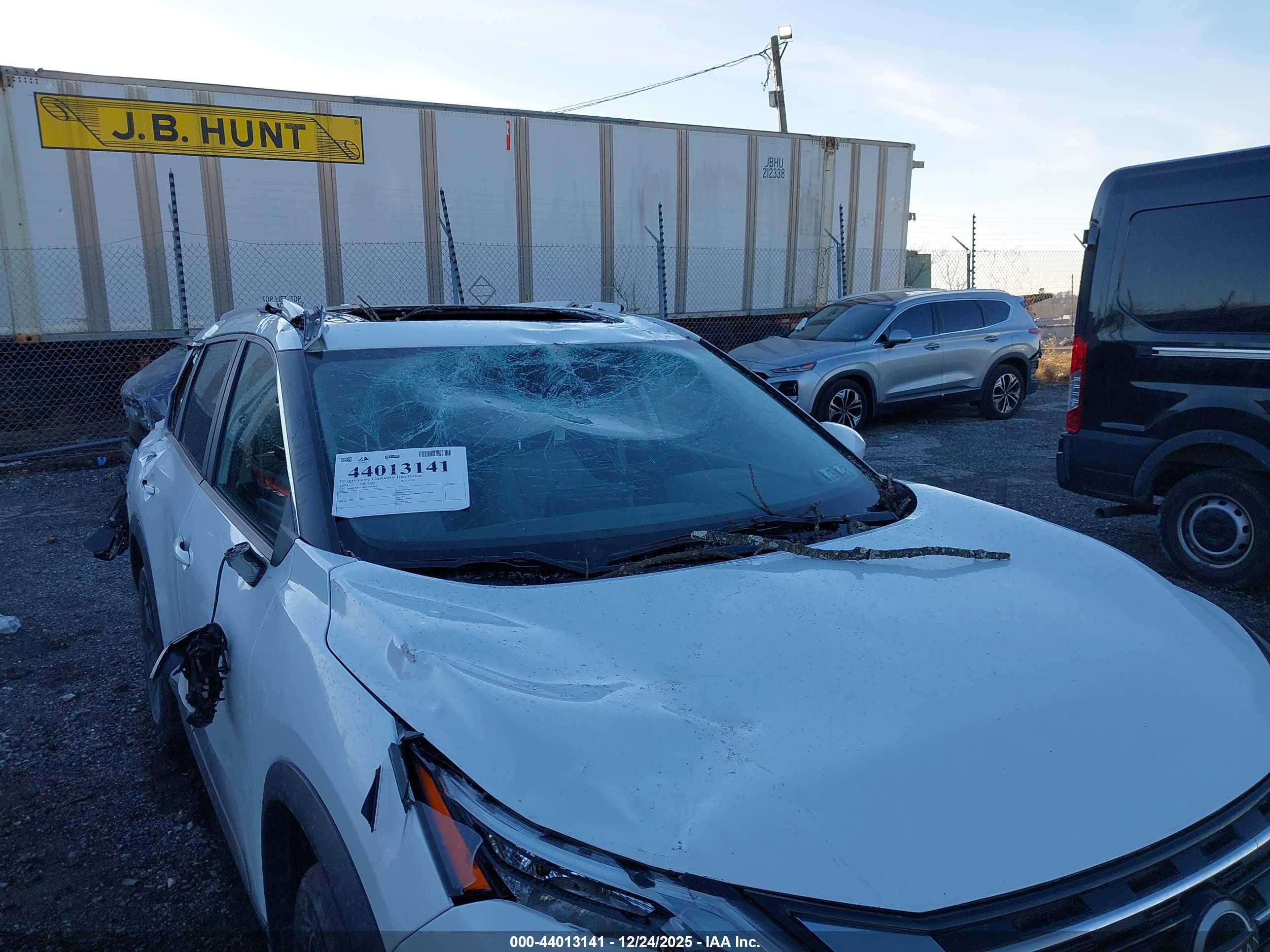 NISSAN ROGUE image 6
