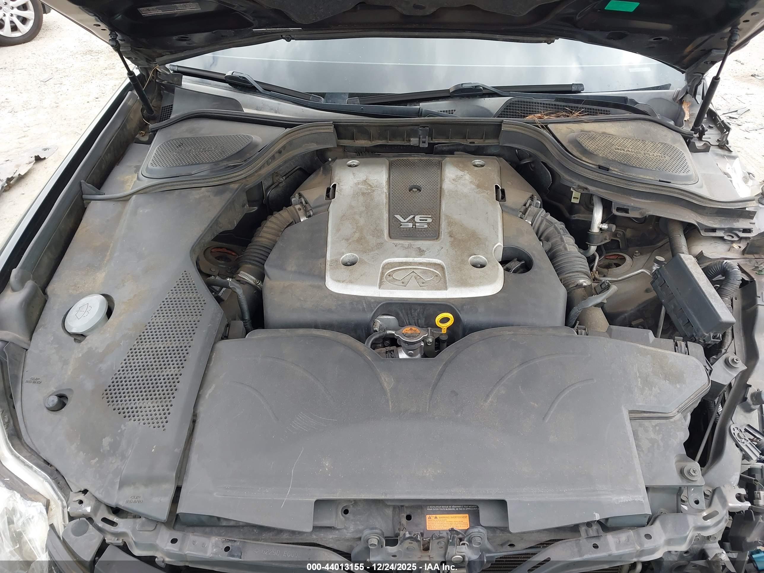 INFINITI M35 image 10