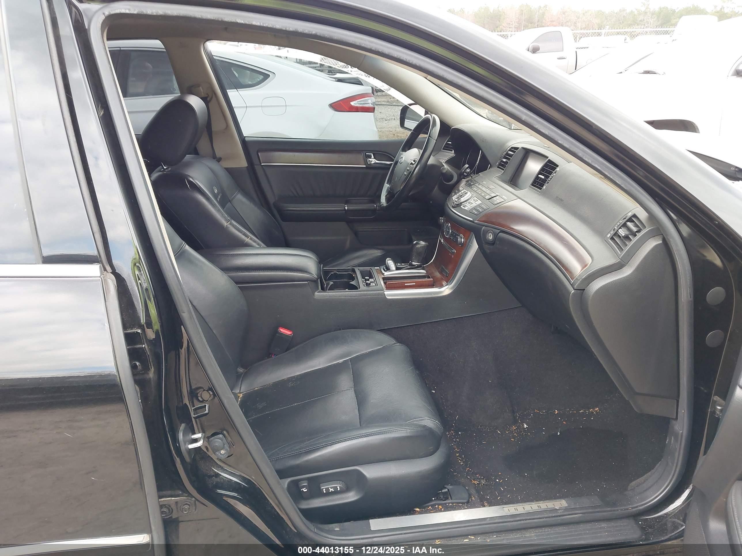 INFINITI M35 image 5