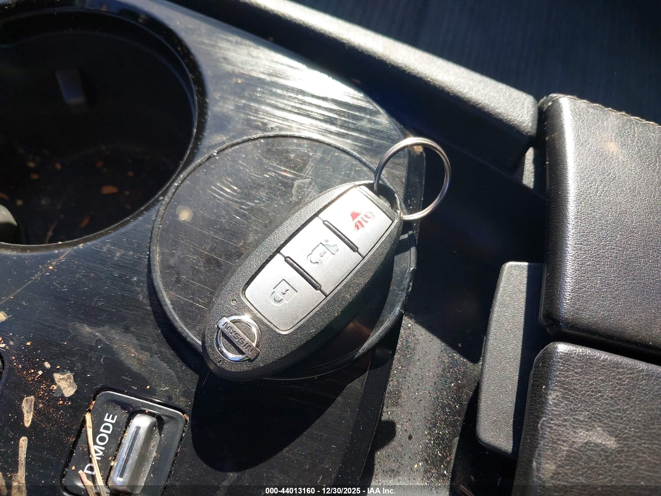 NISSAN ROGUE image 11