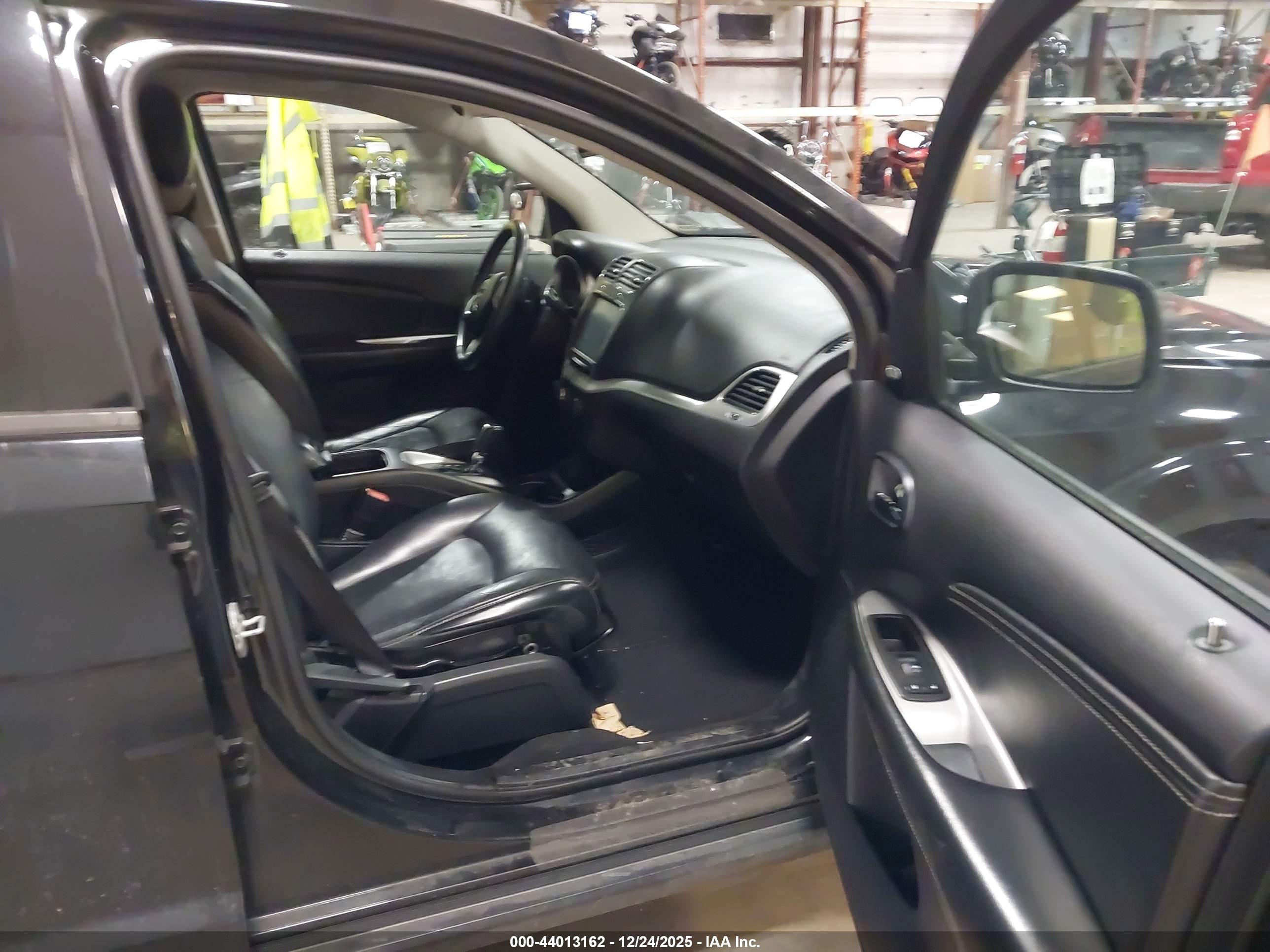 DODGE JOURNEY image 5