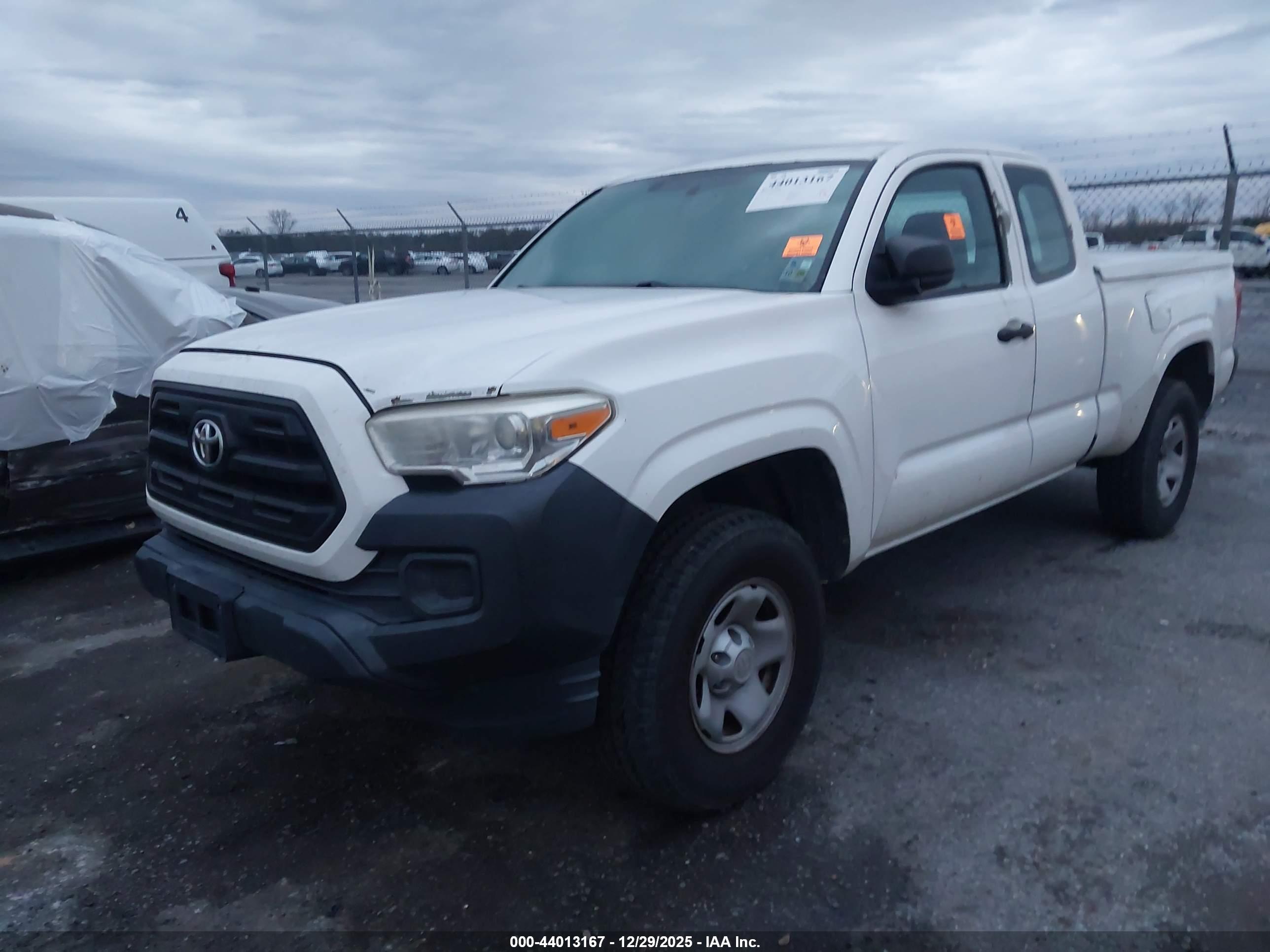 TOYOTA TACOMA image 2