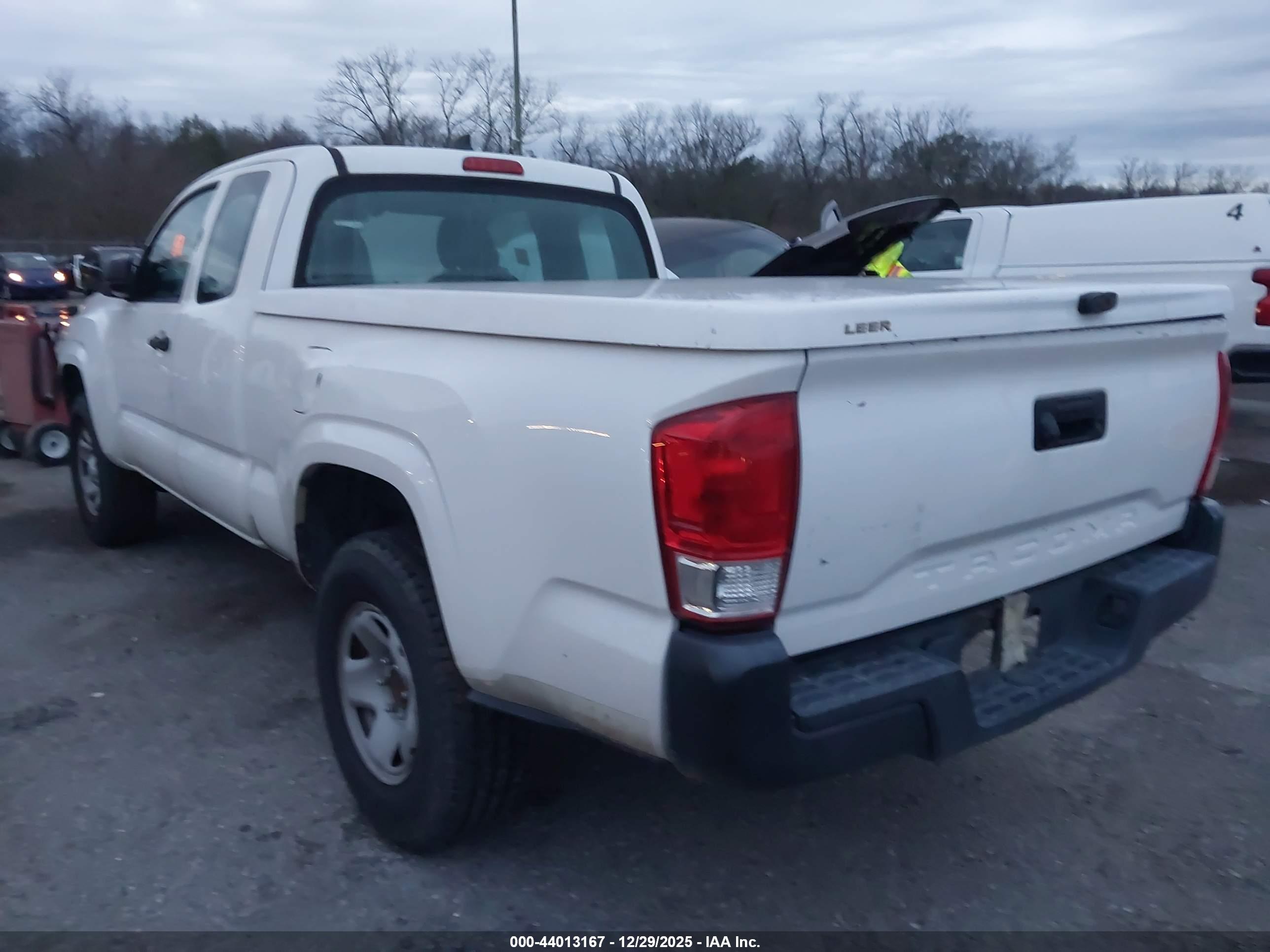 TOYOTA TACOMA image 3