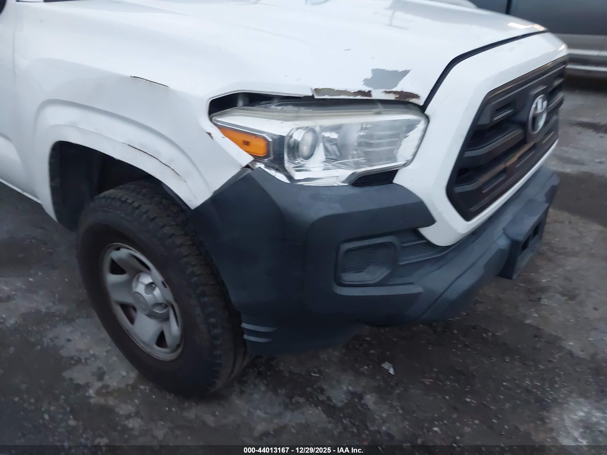 TOYOTA TACOMA image 6
