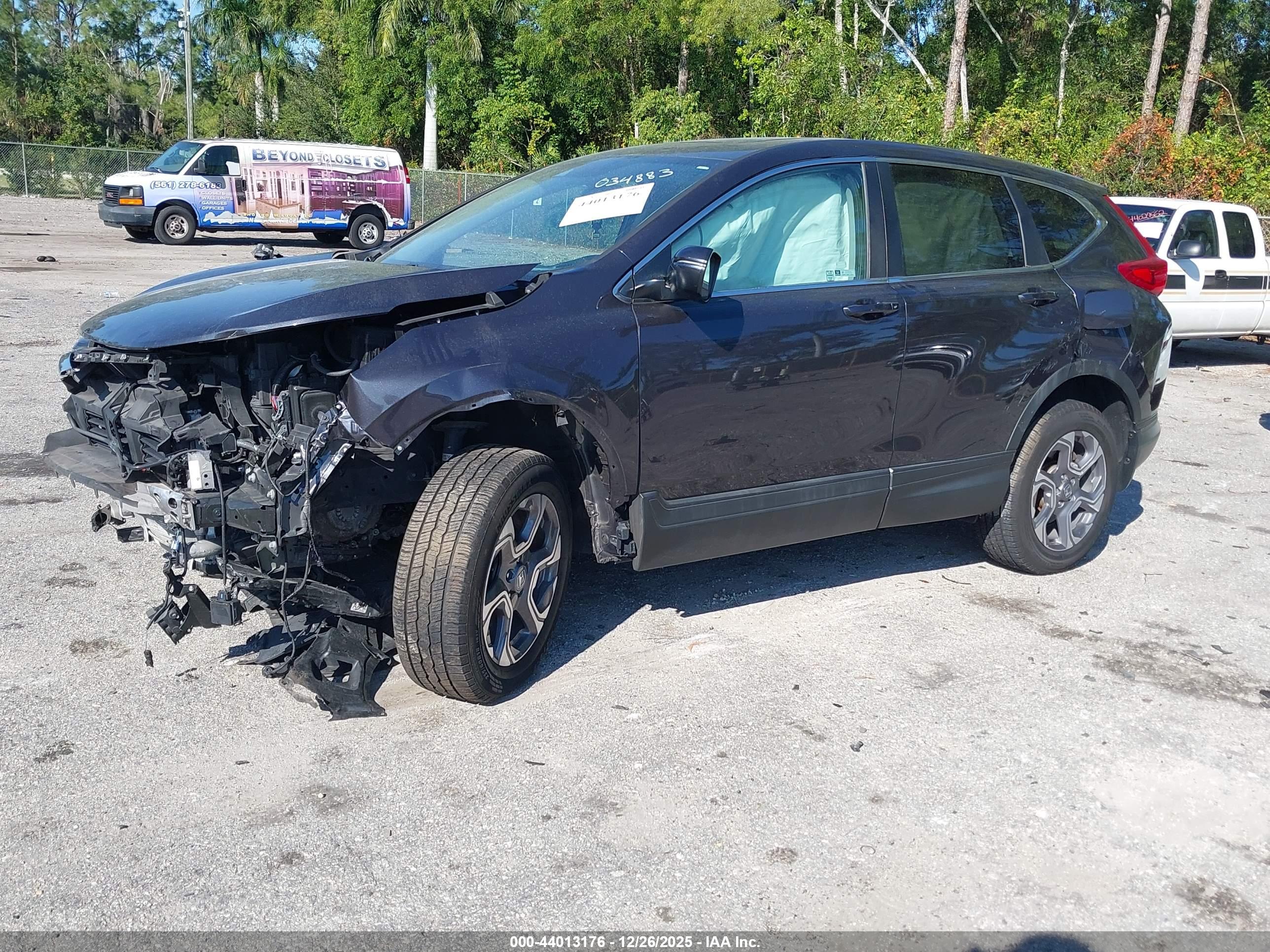 HONDA CR-V image 2