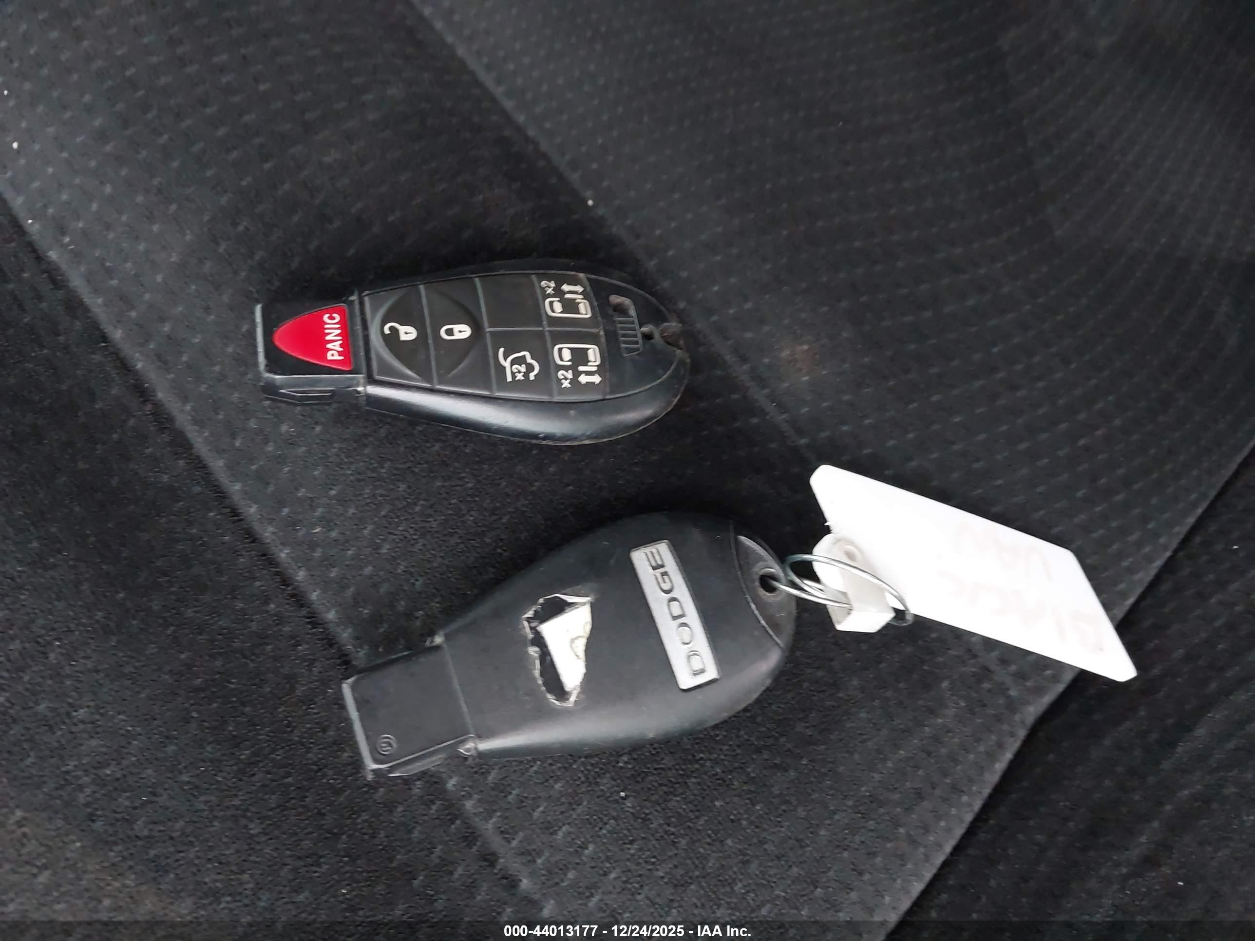 DODGE GRAND image 11