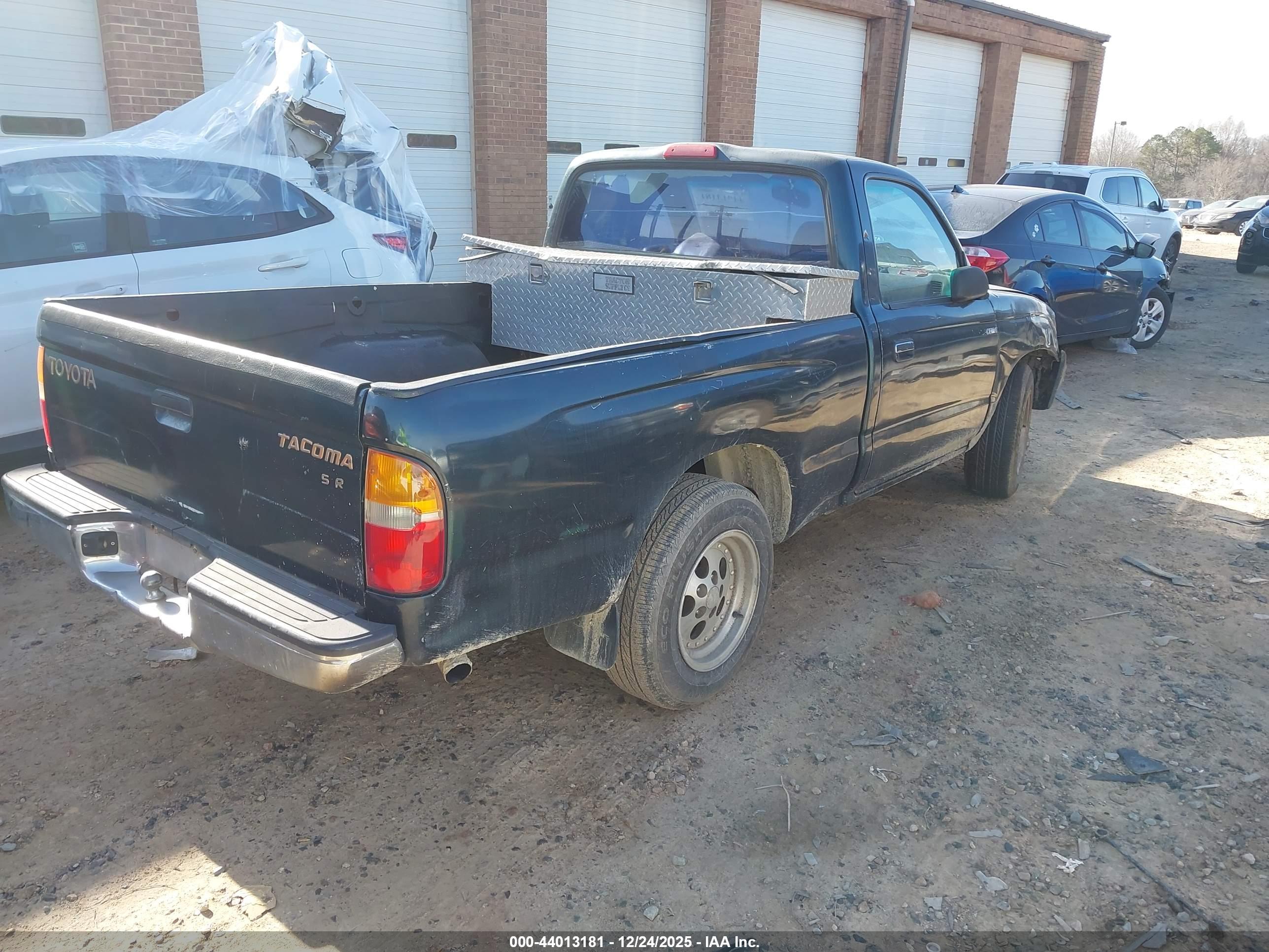 TOYOTA TACOMA image 4