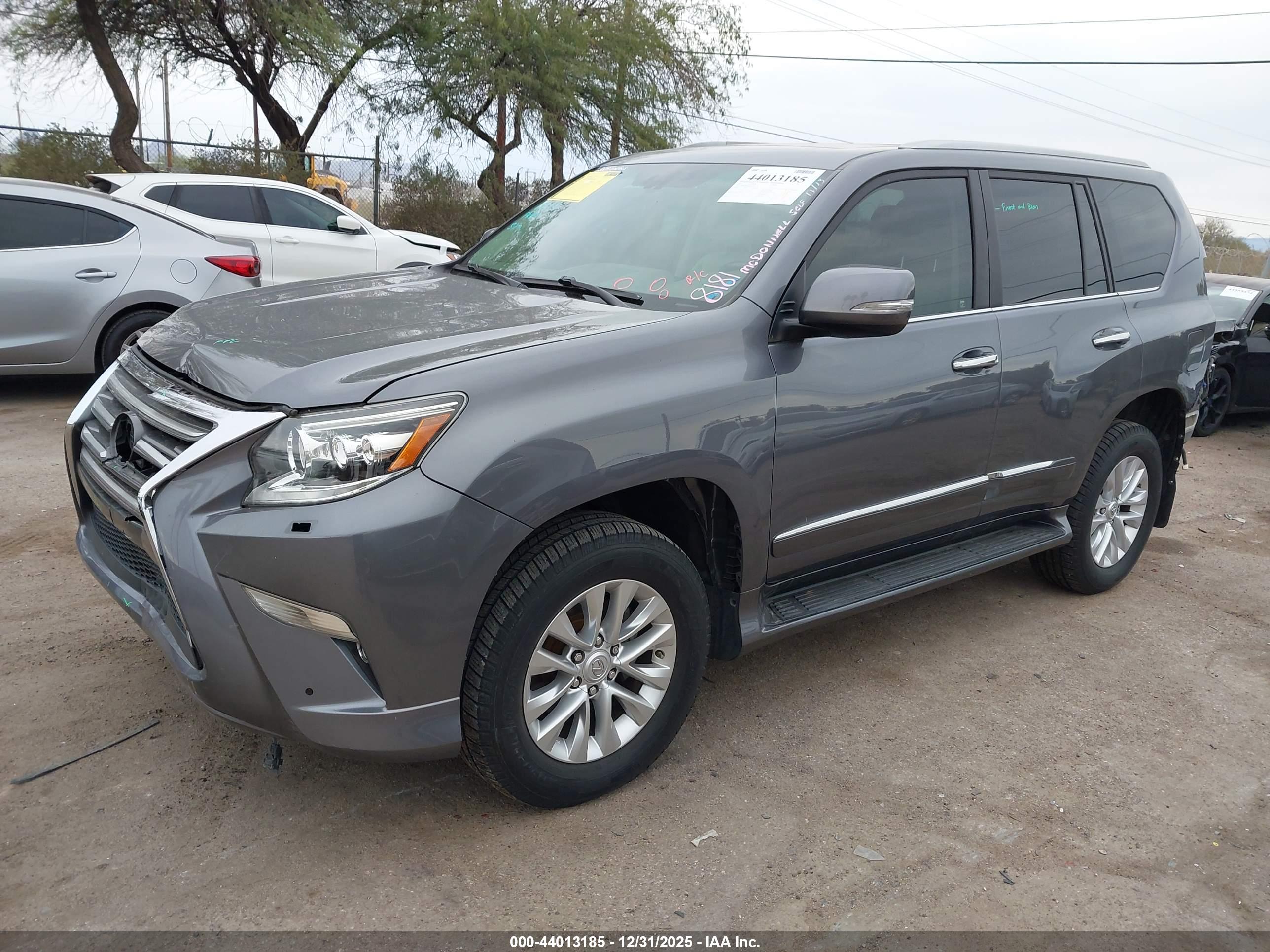 LEXUS GX image 2
