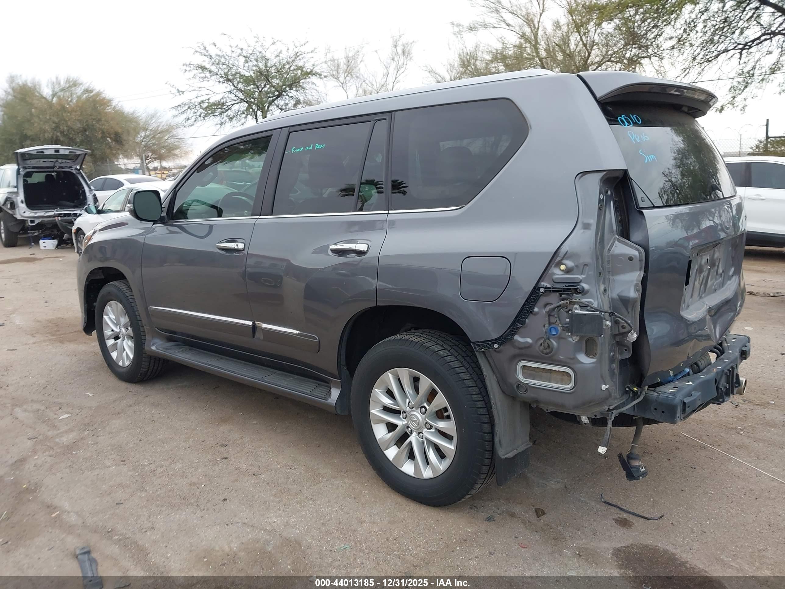 LEXUS GX image 3