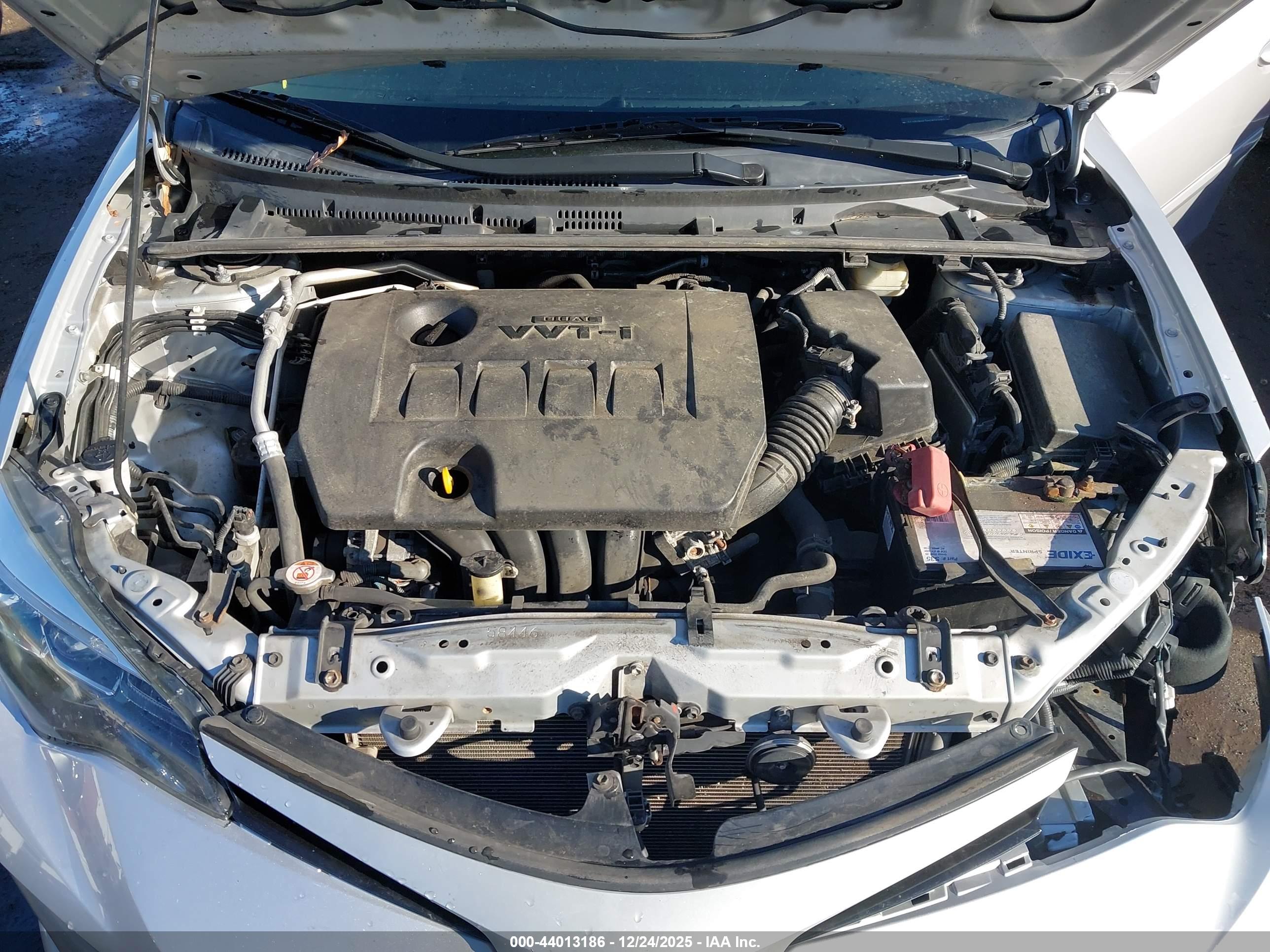 TOYOTA COROLLA image 10