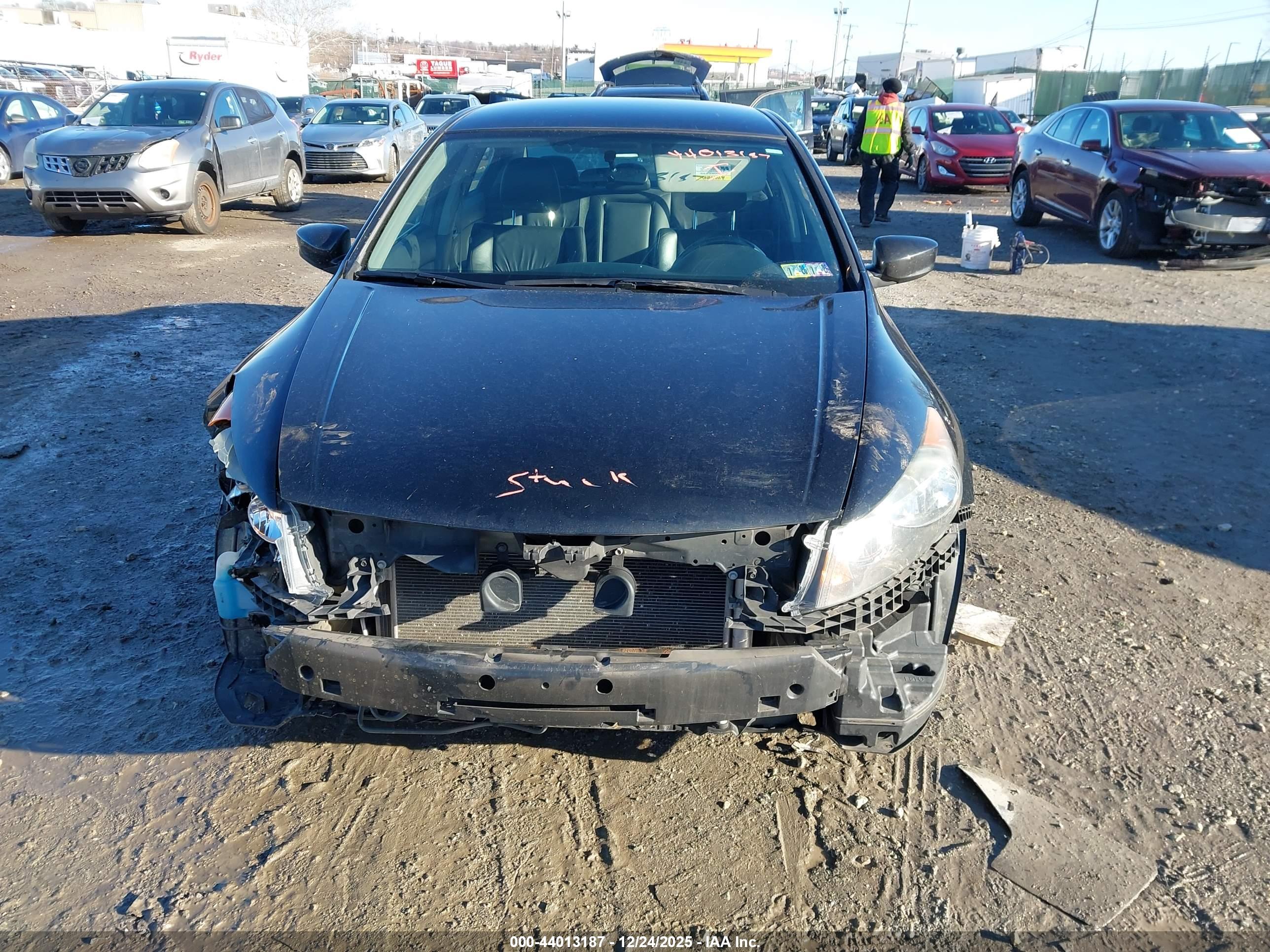 HONDA ACCORD image 6