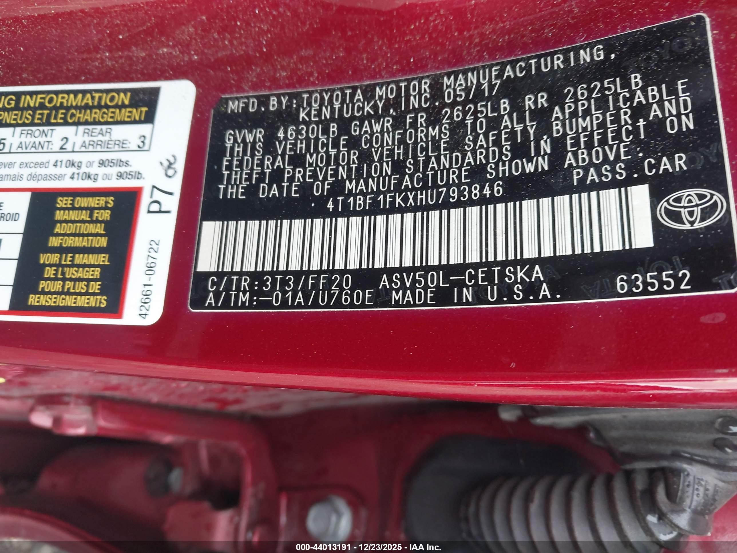 TOYOTA CAMRY image 9
