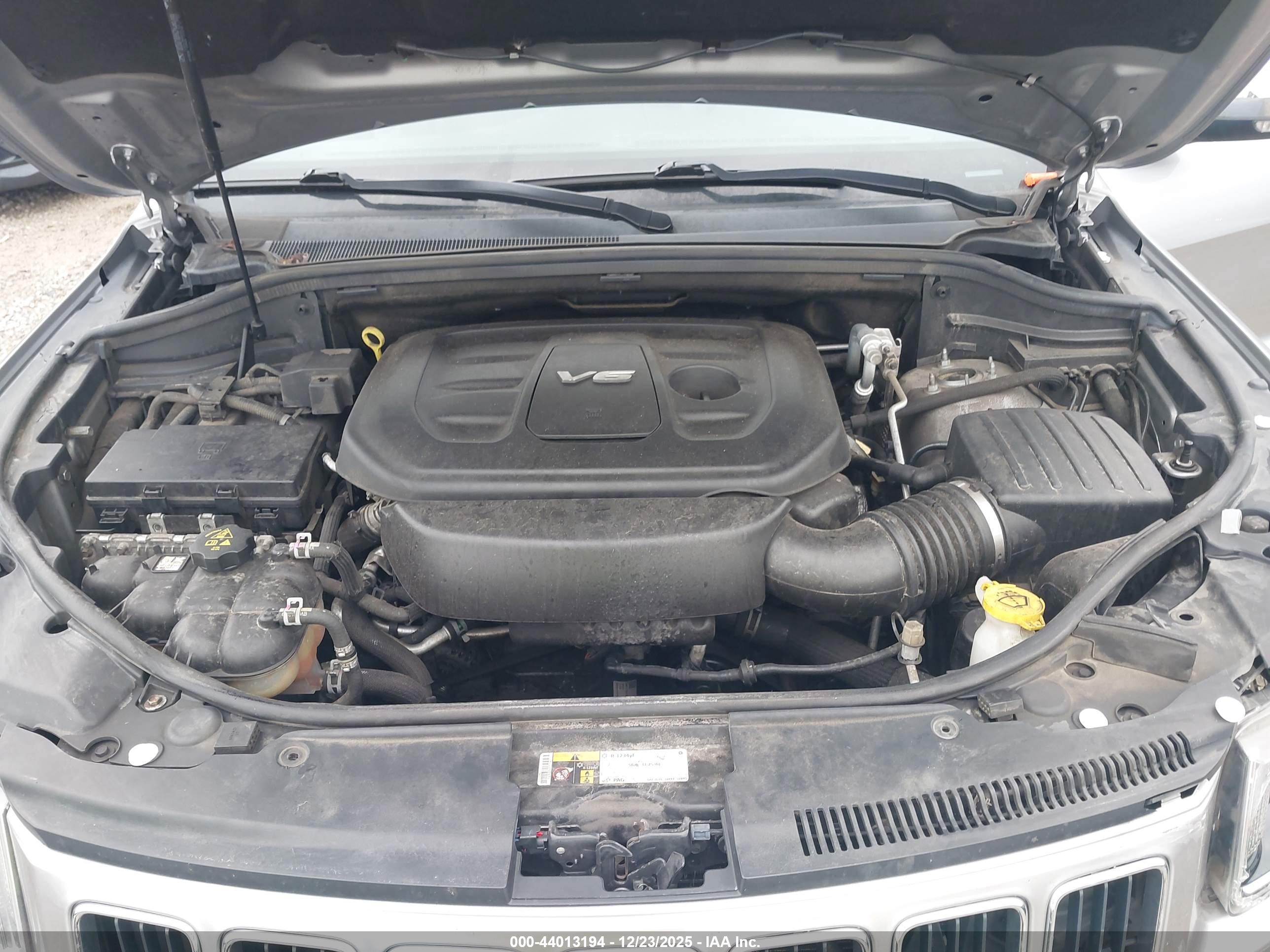 JEEP GRAND image 10