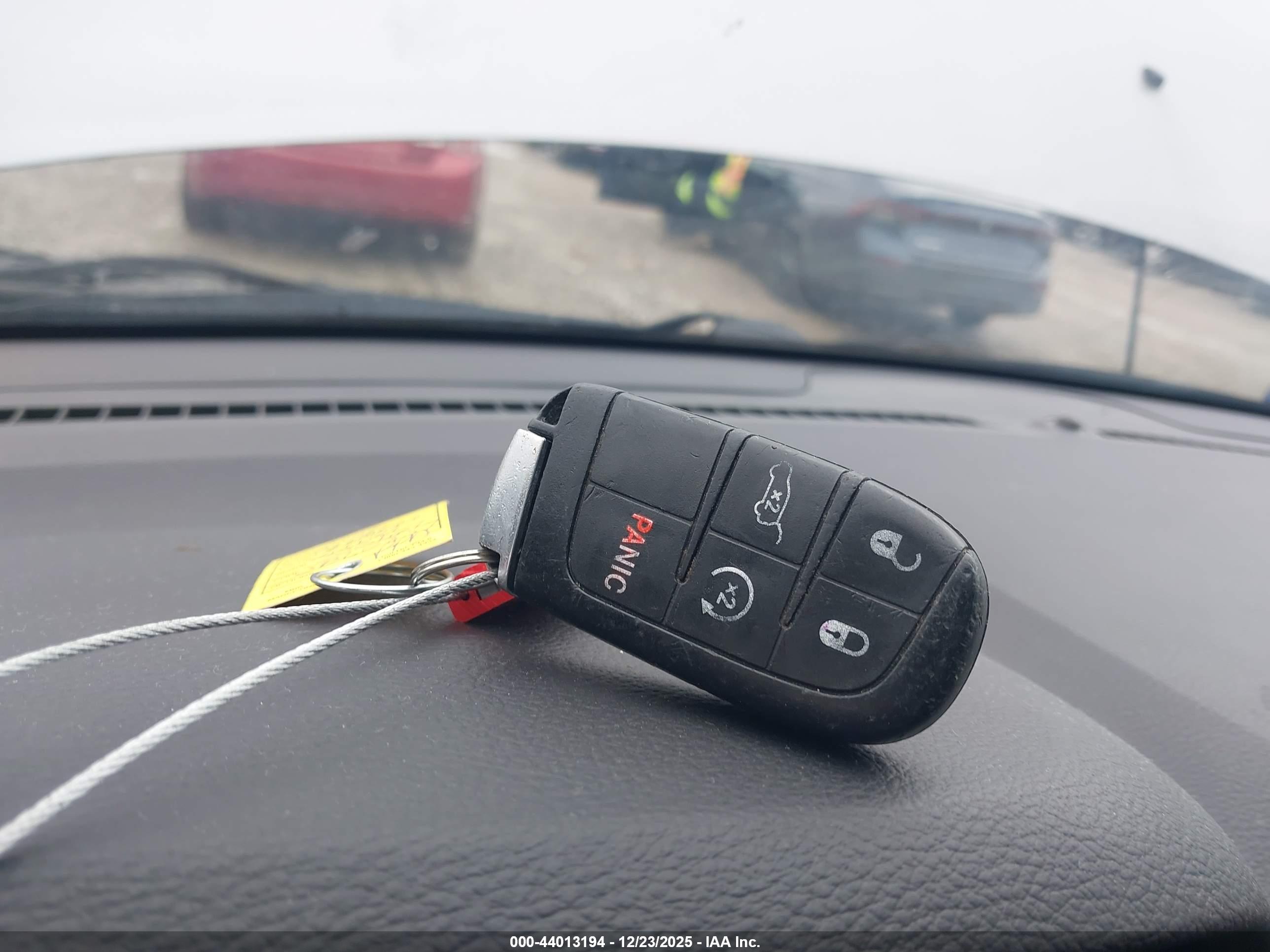 JEEP GRAND image 11