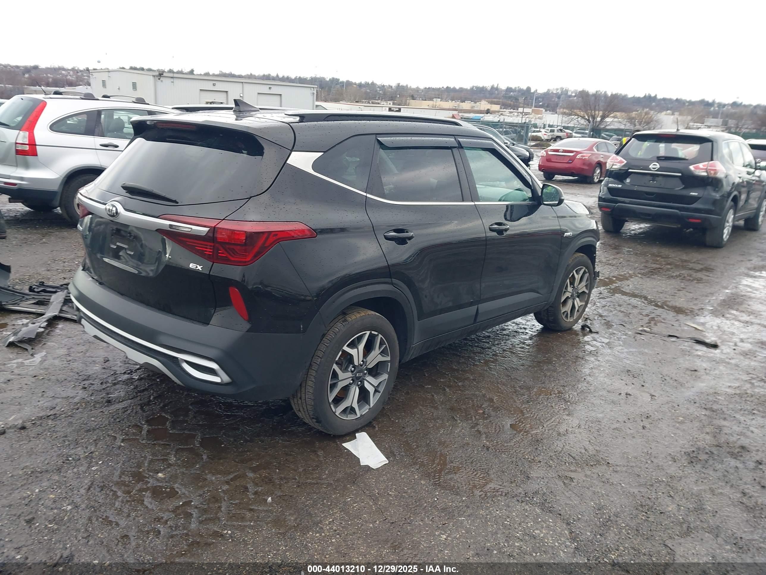 KIA SELTOS image 4
