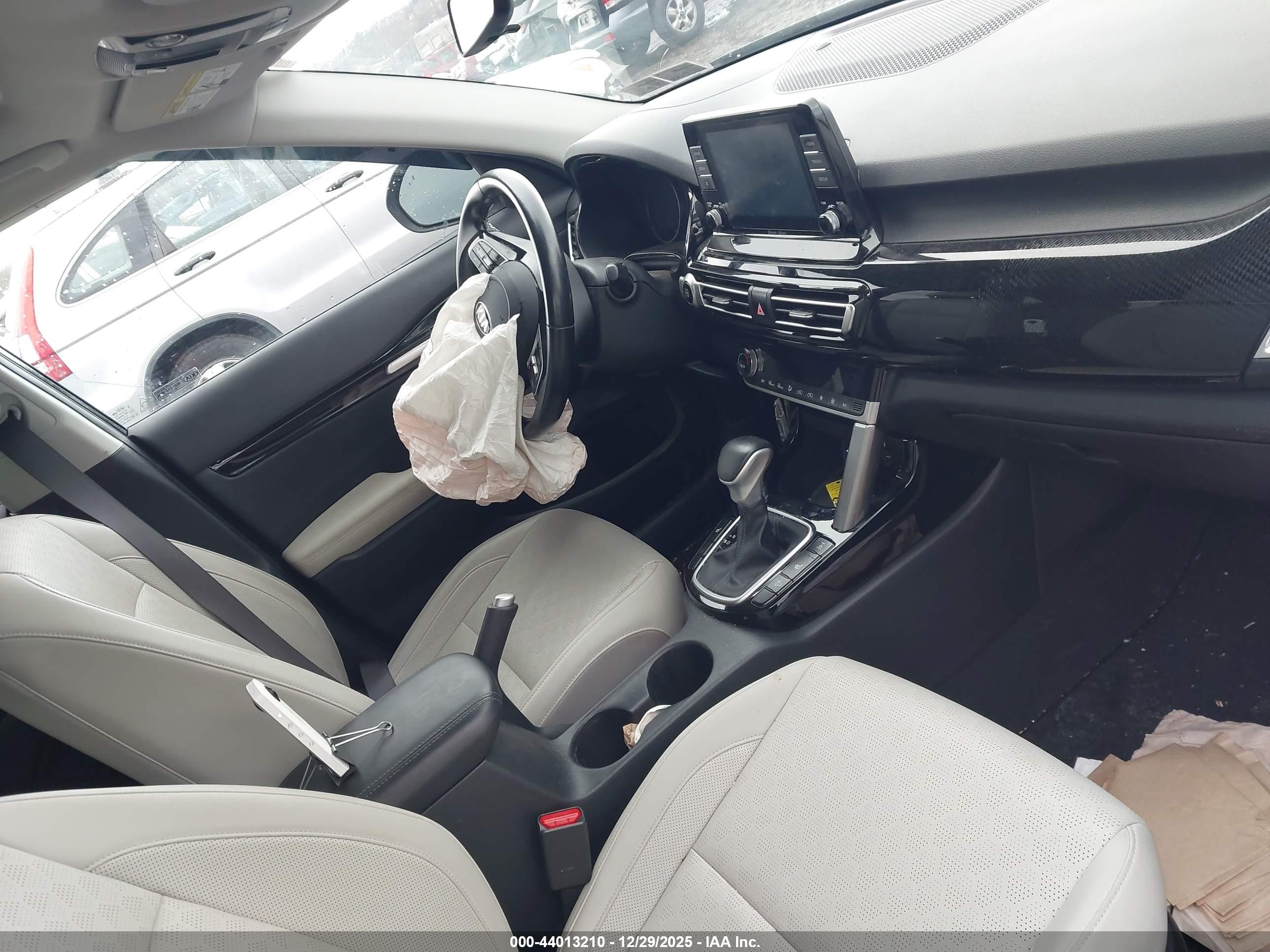 KIA SELTOS image 5