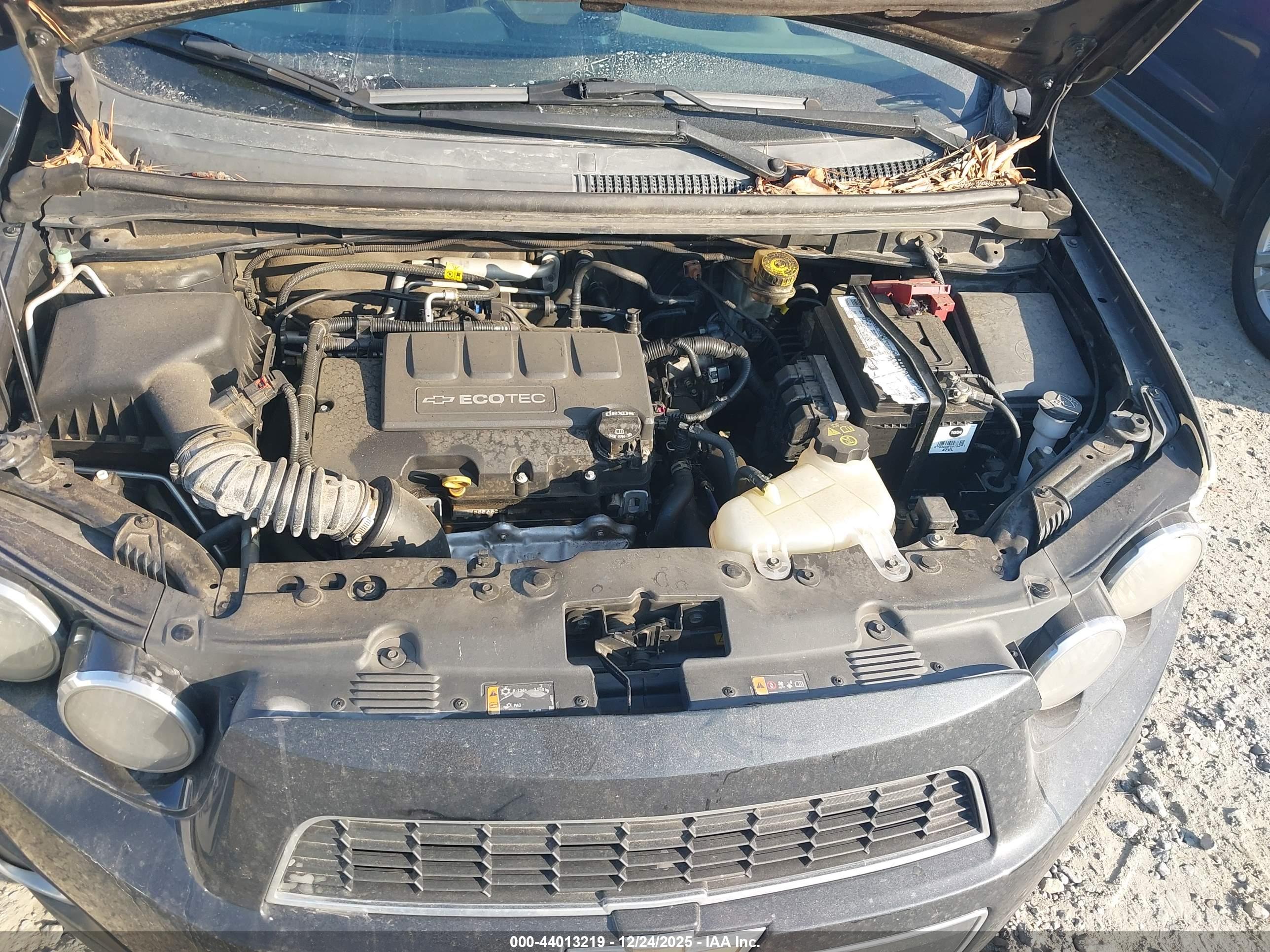 CHEVROLET SONIC image 10
