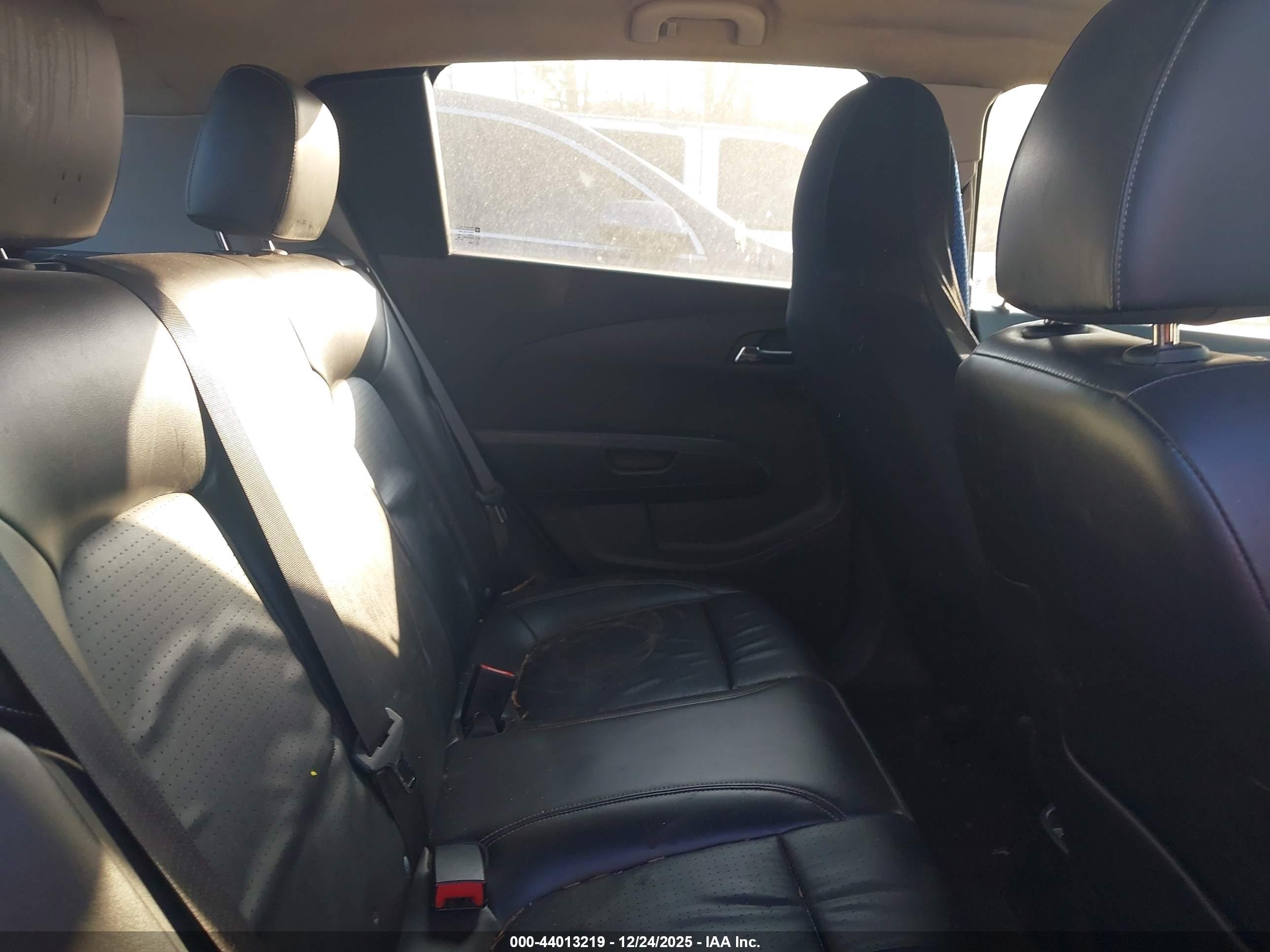 CHEVROLET SONIC image 8