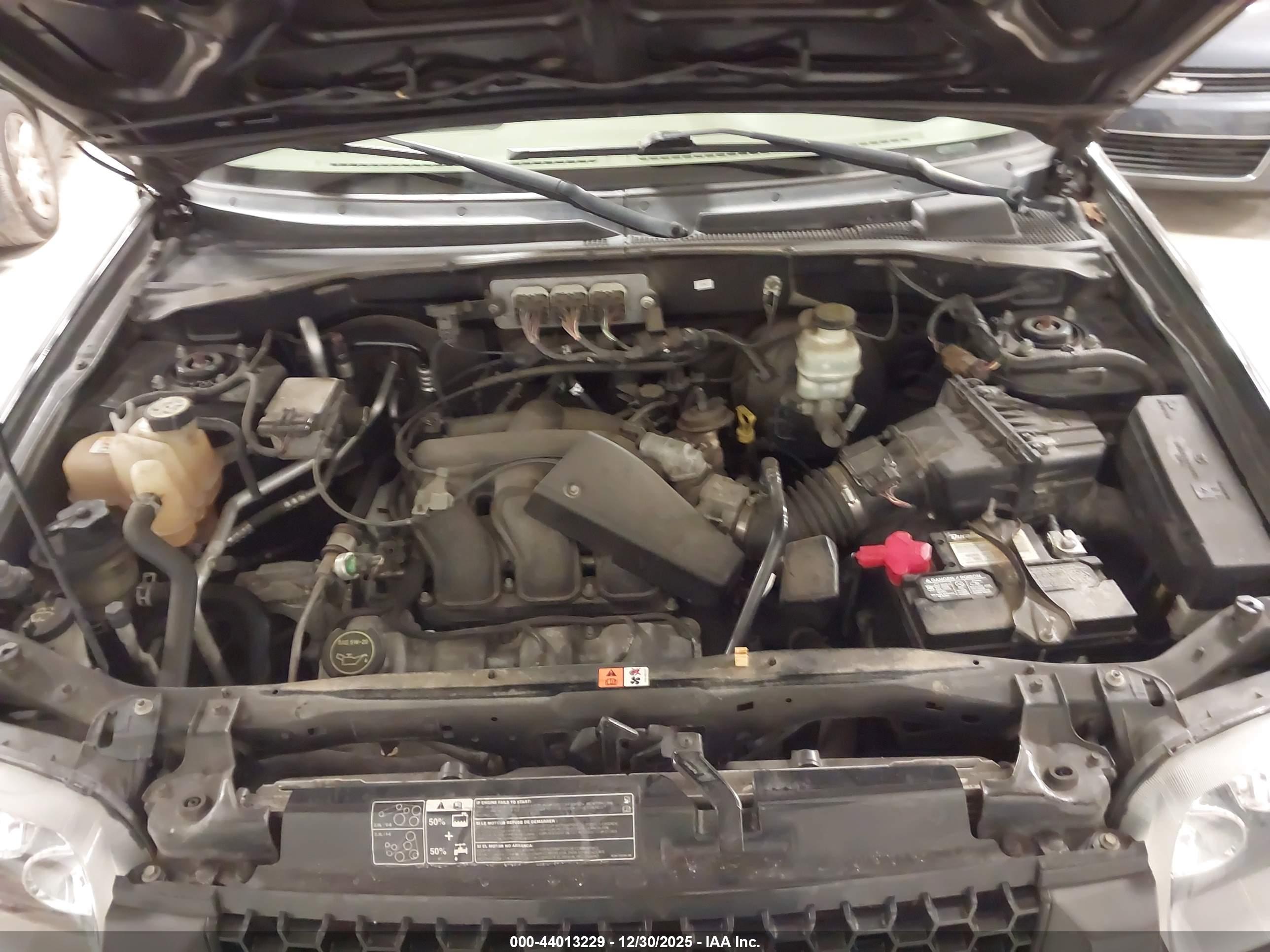 FORD ESCAPE image 10